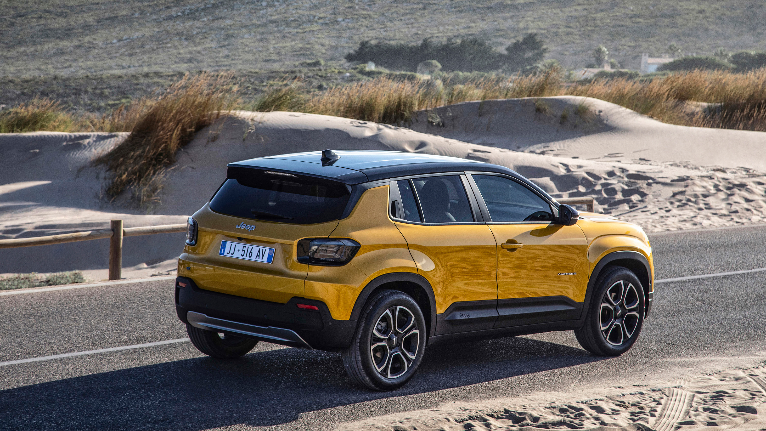 Jeep Avenger - rear 1