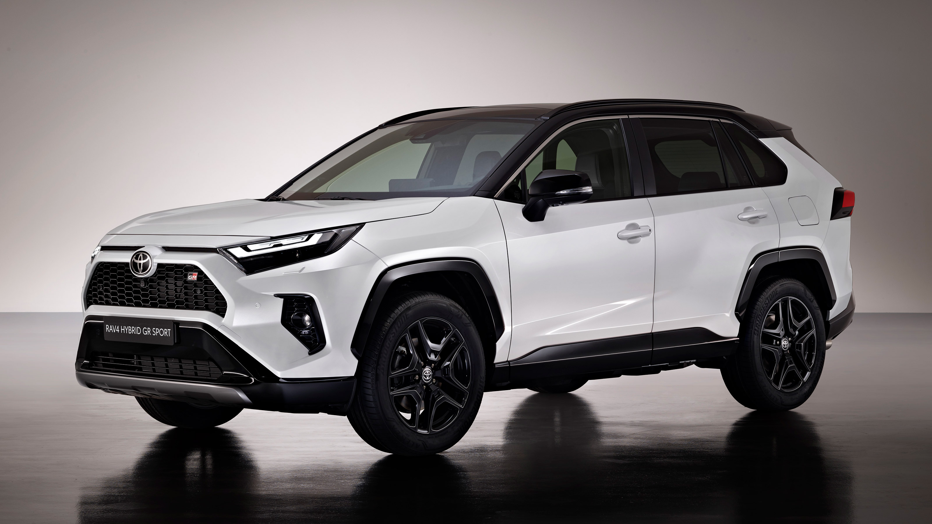 Toyota RAV4 GR Sport - front 3/4