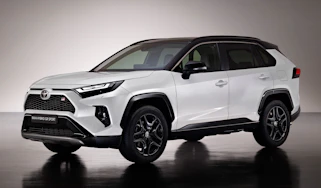 Toyota RAV4 GR Sport - front 3/4