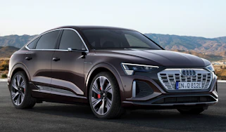 2023 Audi Q8 e-tron Sportback - front