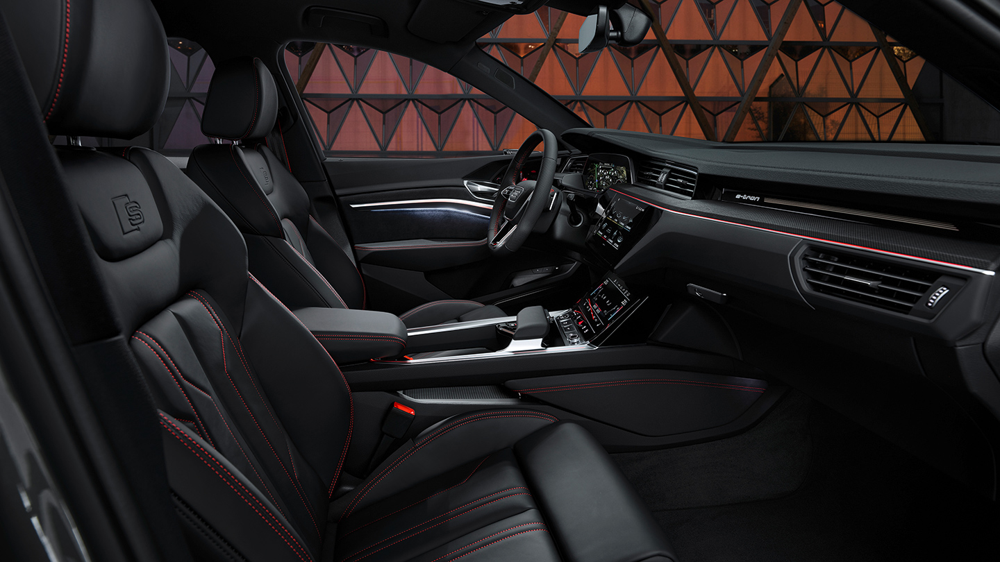 2023 Audi Q8 e-tron - interior 2
