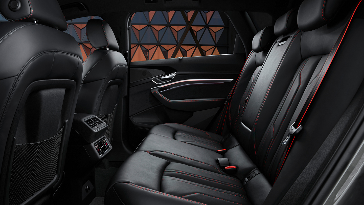 2023 Audi Q8 e-tron - rear seats