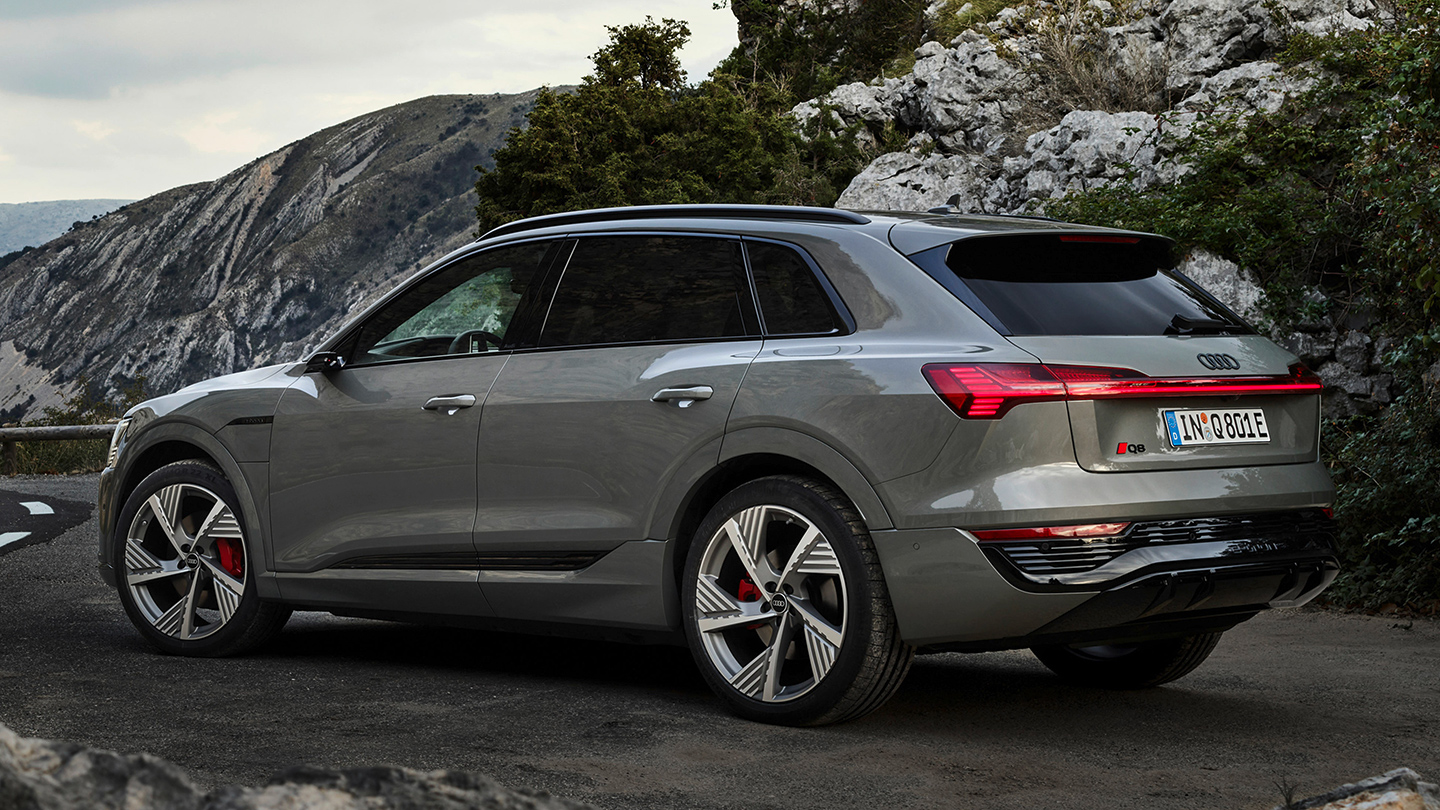 2023 Audi Q8 e-tron - rear static