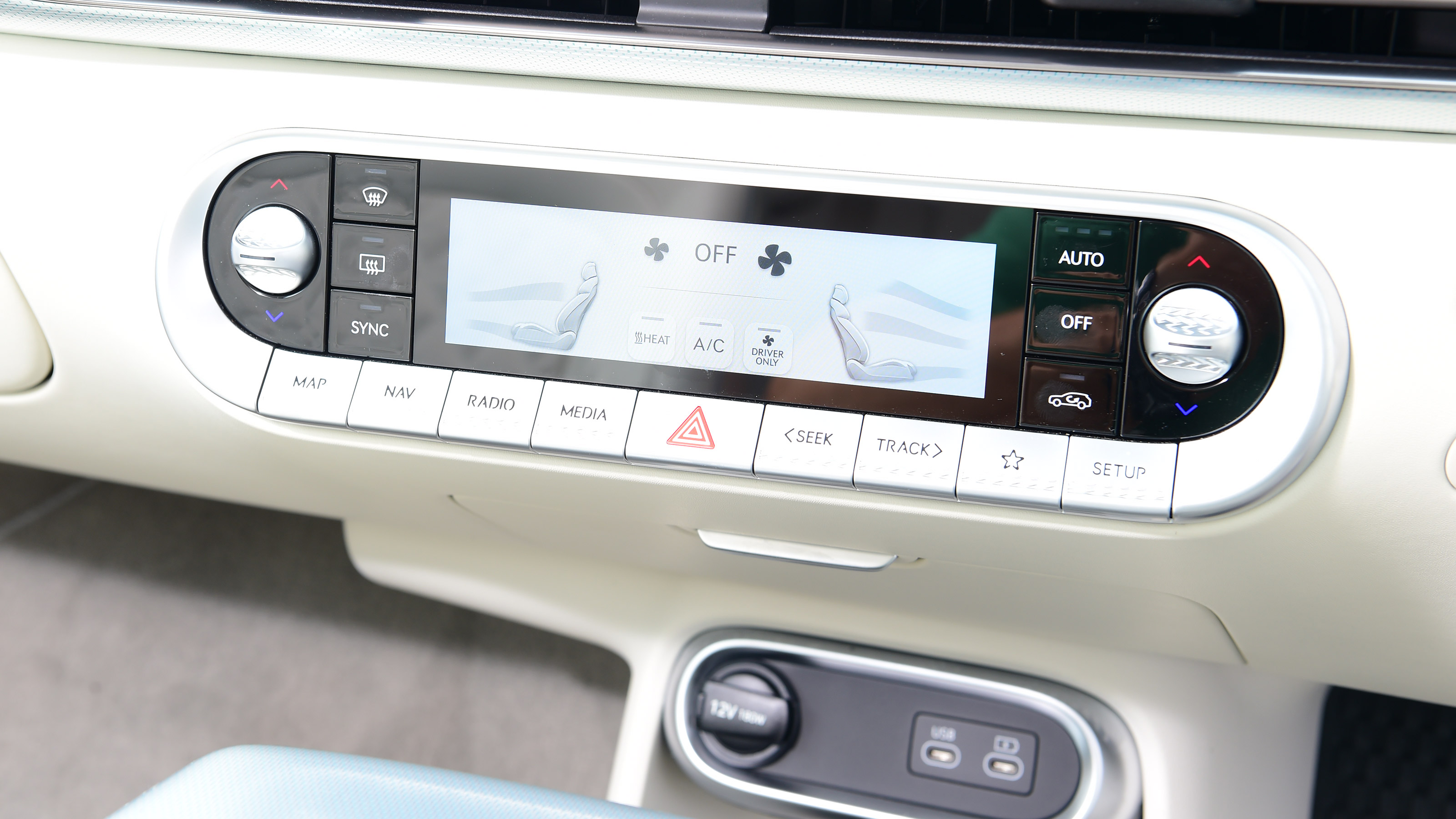 Genesis GV60 SUV climate control
