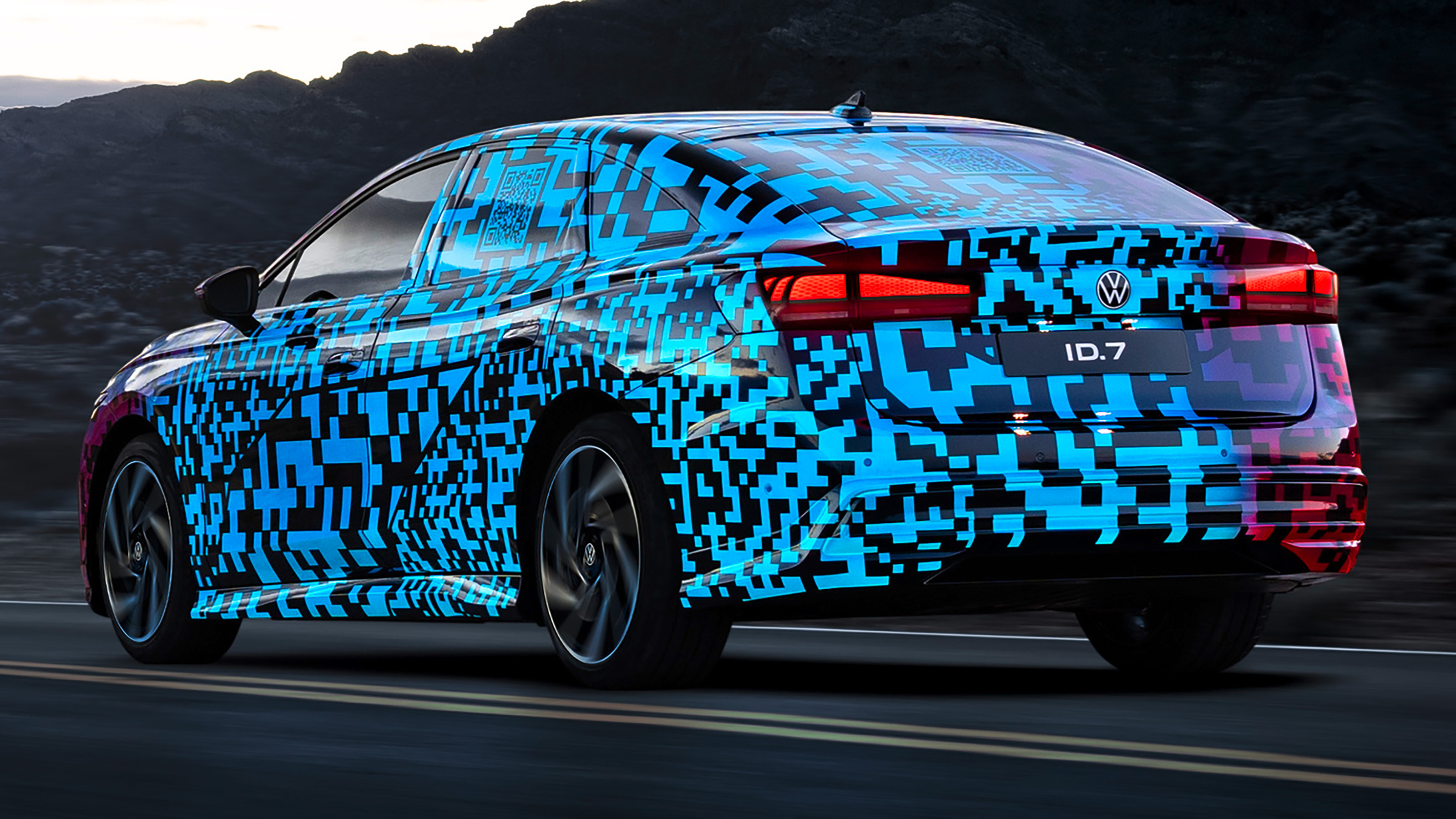 Volkswagen ID.7 - driving rear