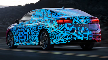 Volkswagen ID.7 - driving rear