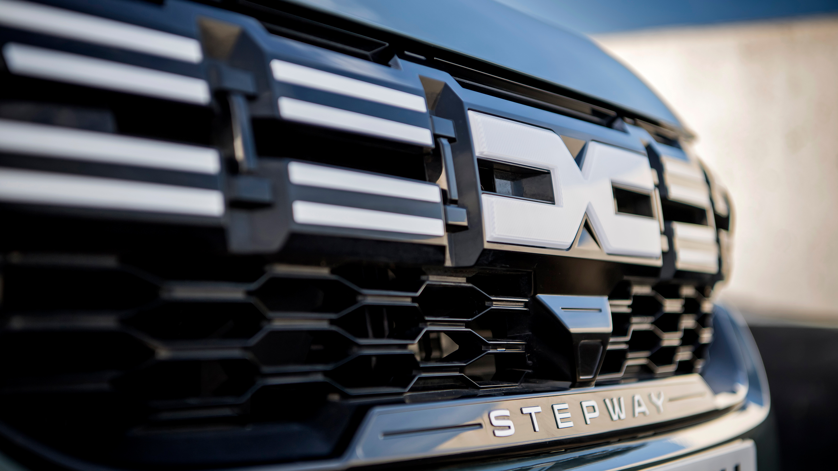 2023 Dacia Sandero Stepway - grille
