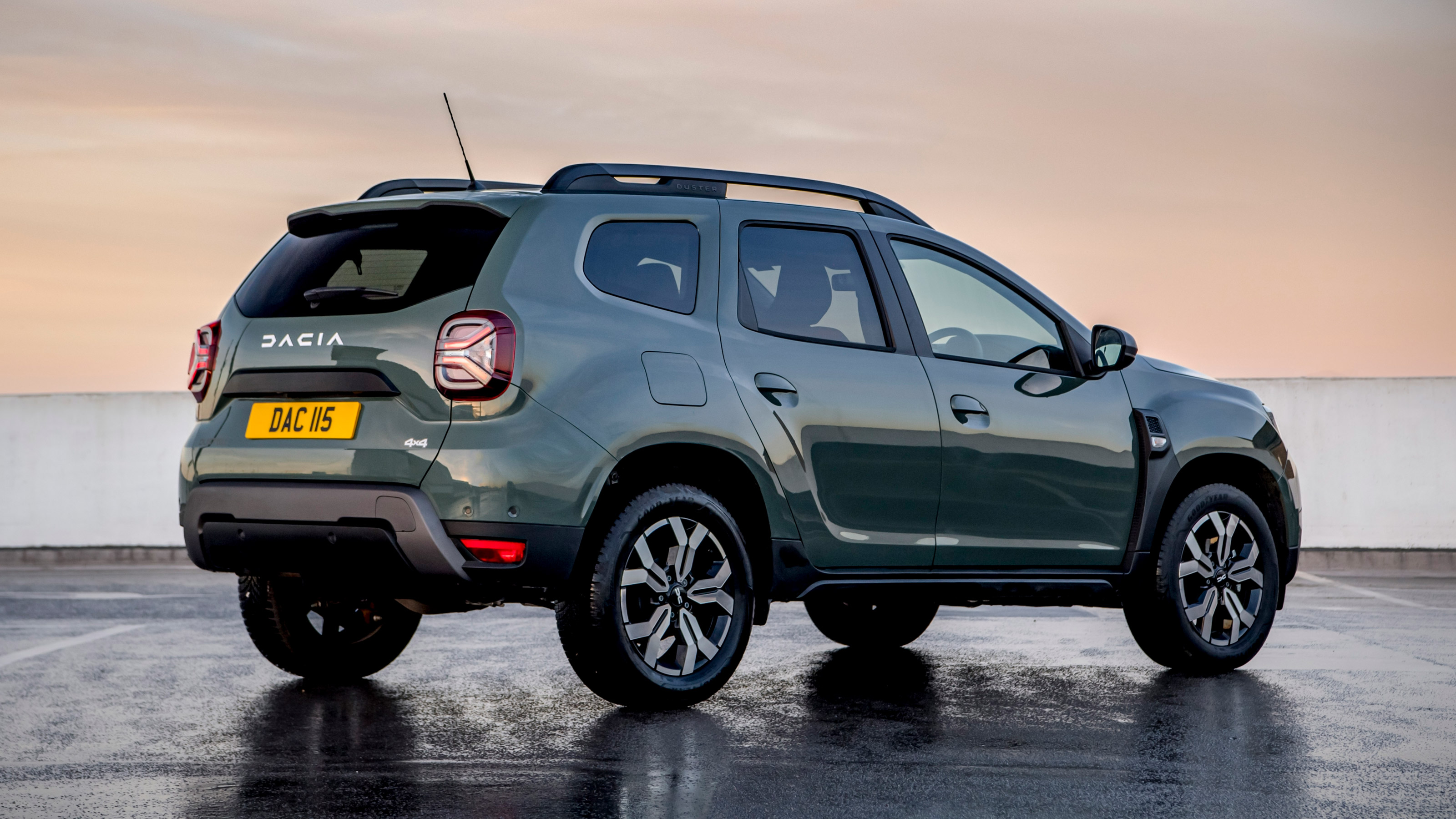 Dacia Duster SUV rear 3/4 static