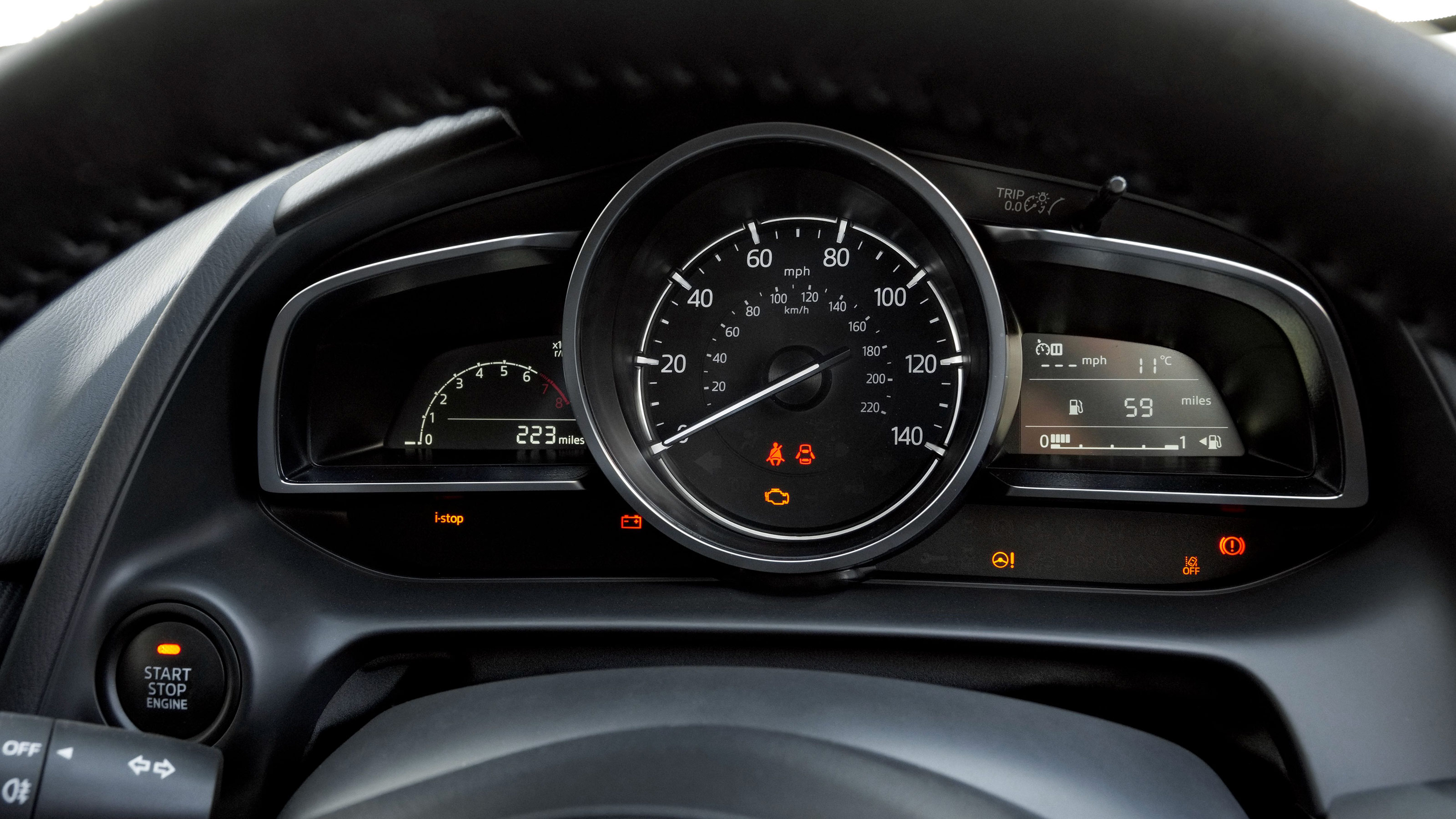 Mazda2 facelift instruments
