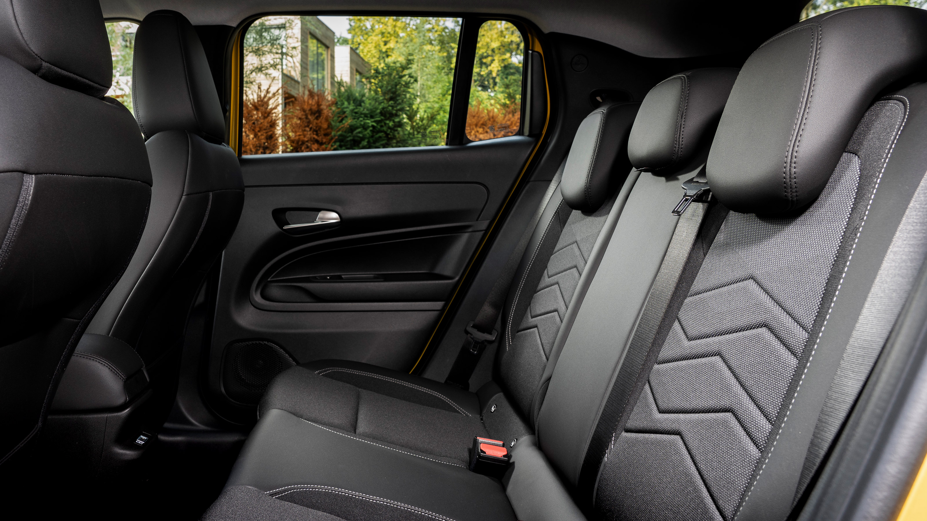Jeep Avenger SUV back seats