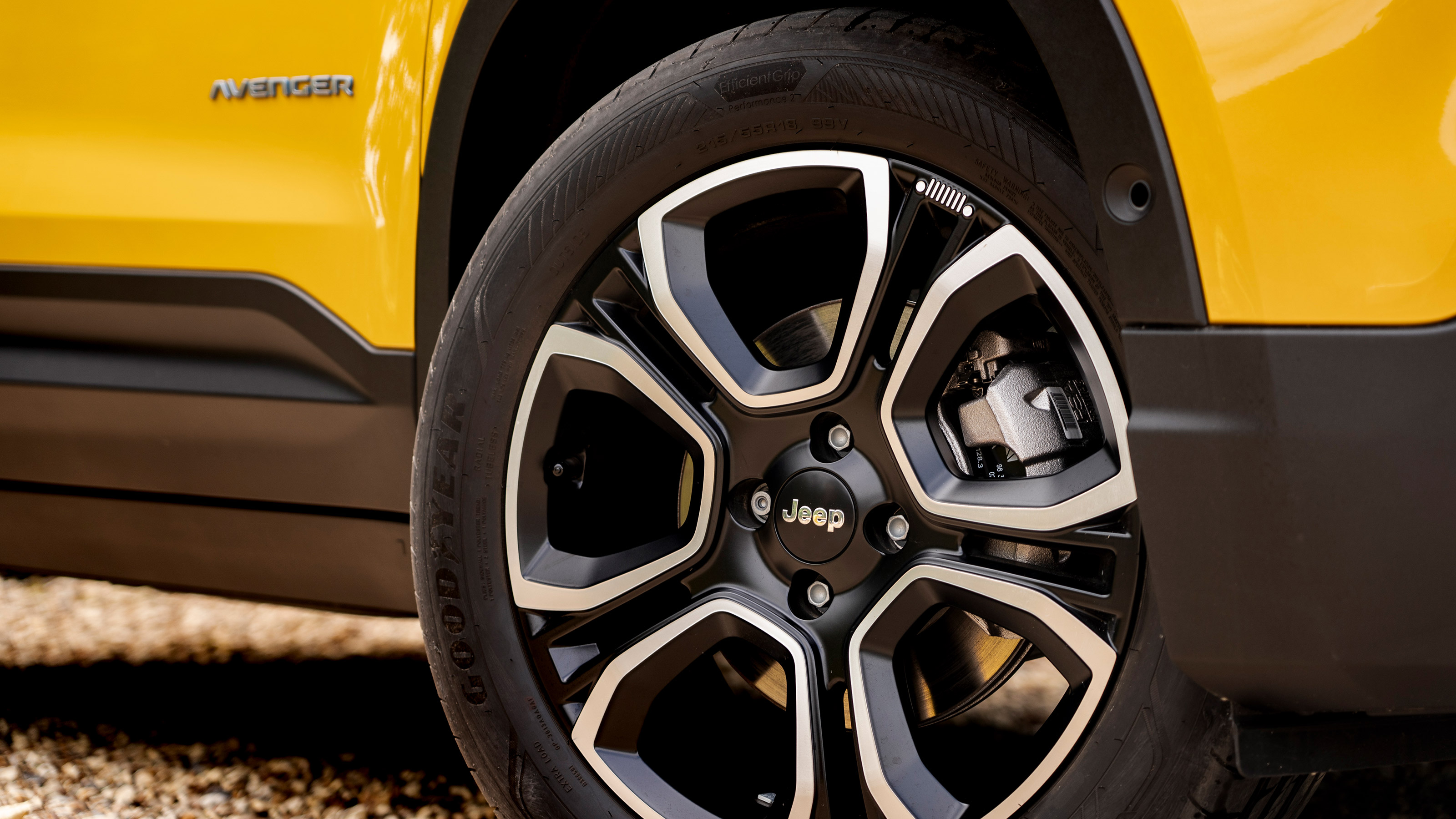 Jeep Avenger SUV alloy wheels