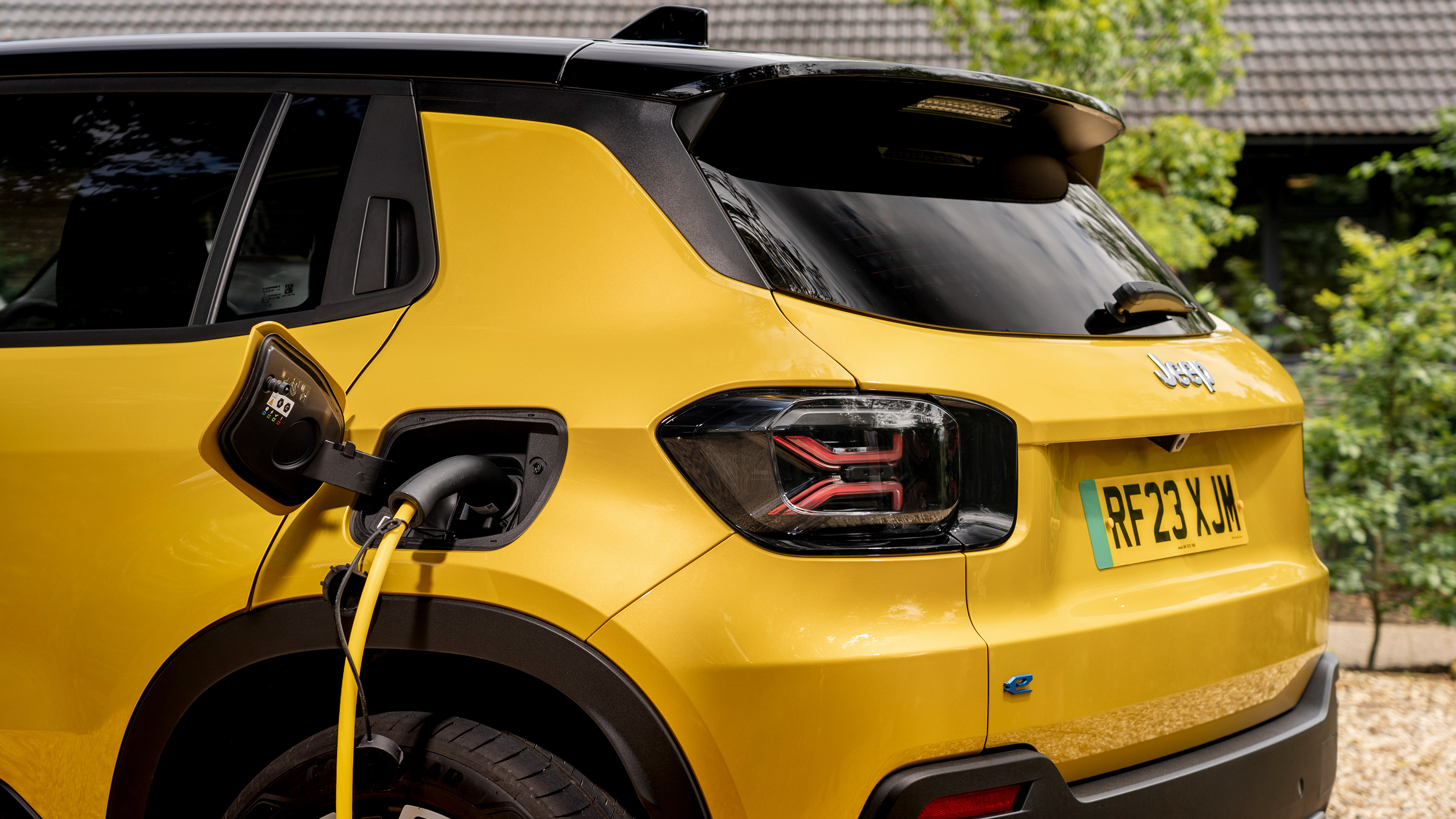 Jeep Avenger SUV charging cable