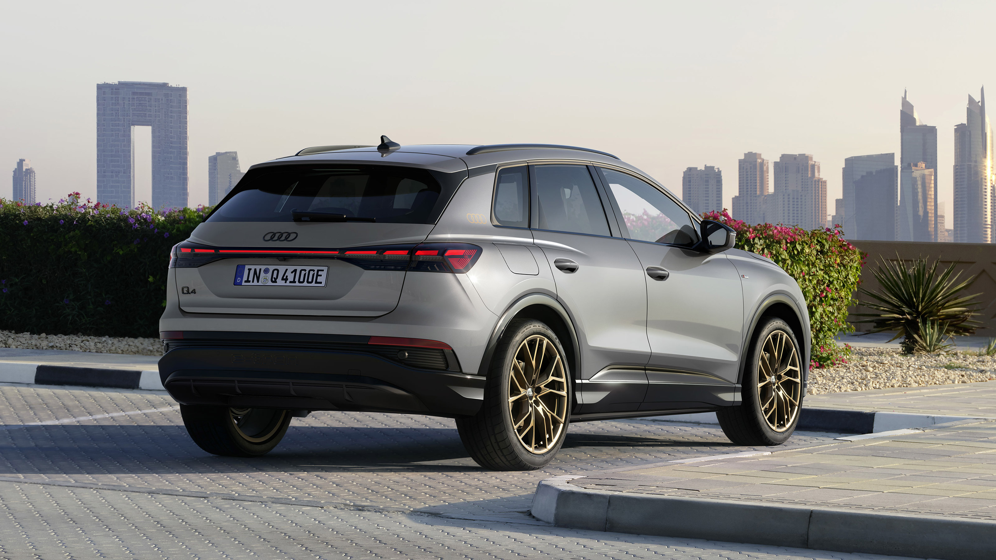 Audi Q4 e-tron 7
