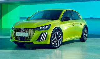 Peugeot E-208