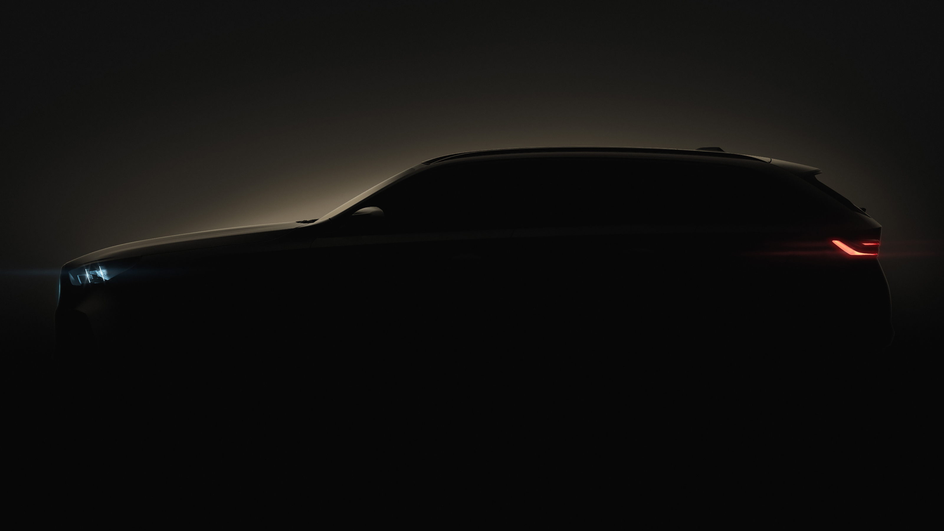 BMW 5 Series Touring teaser