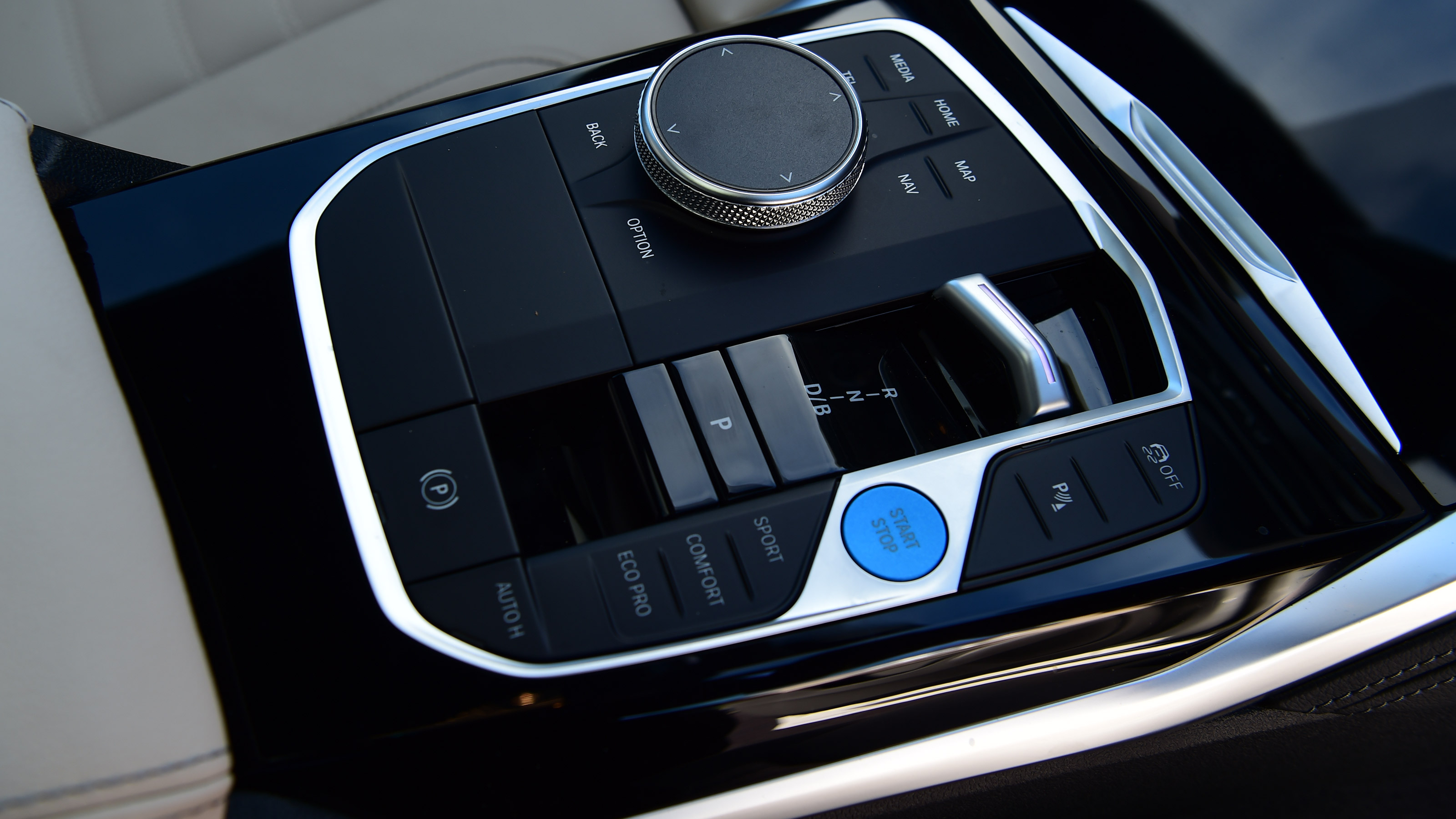 BMW i4 eDrive35 driving modes