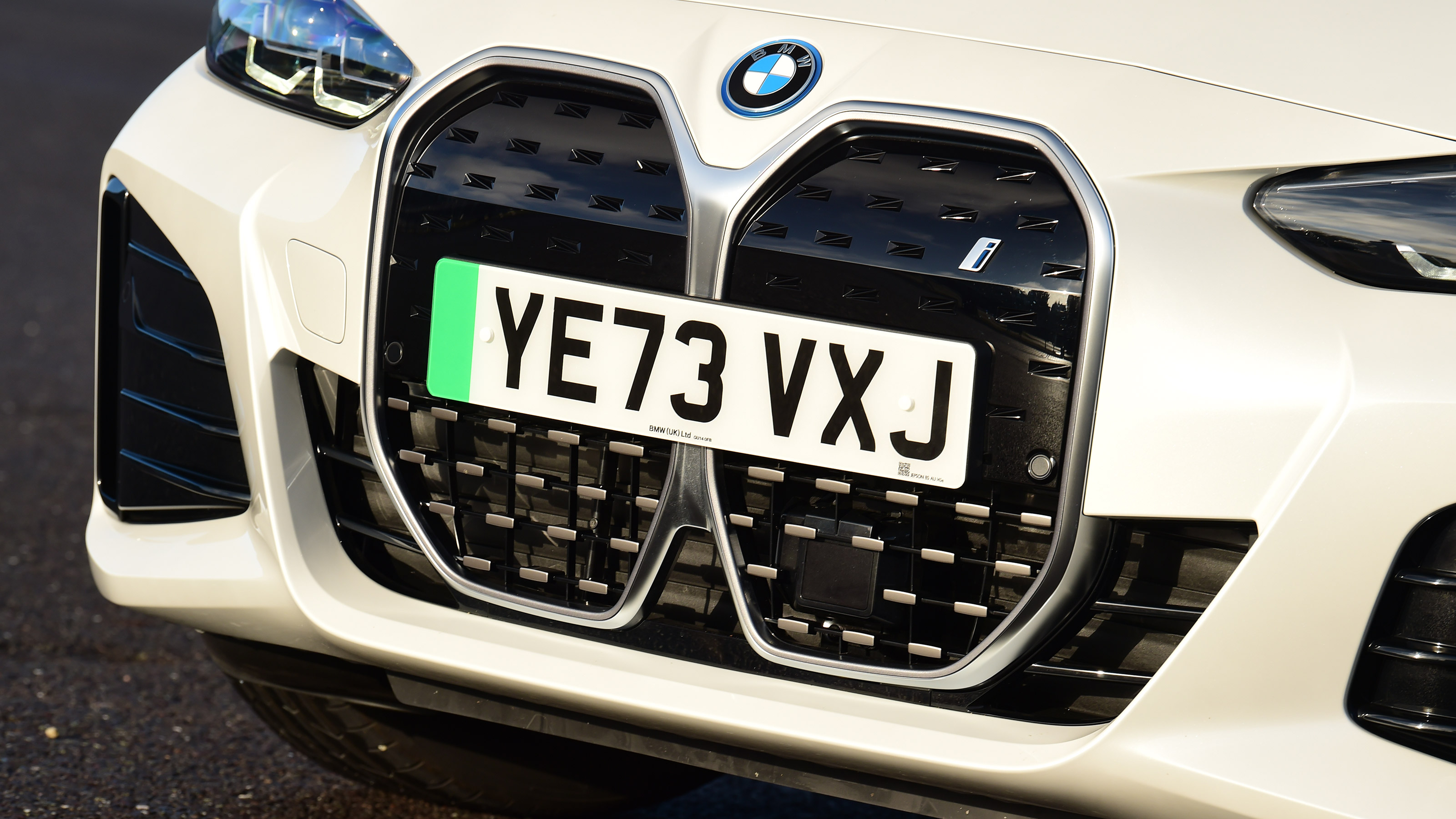 BMW i4 eDrive35 nose