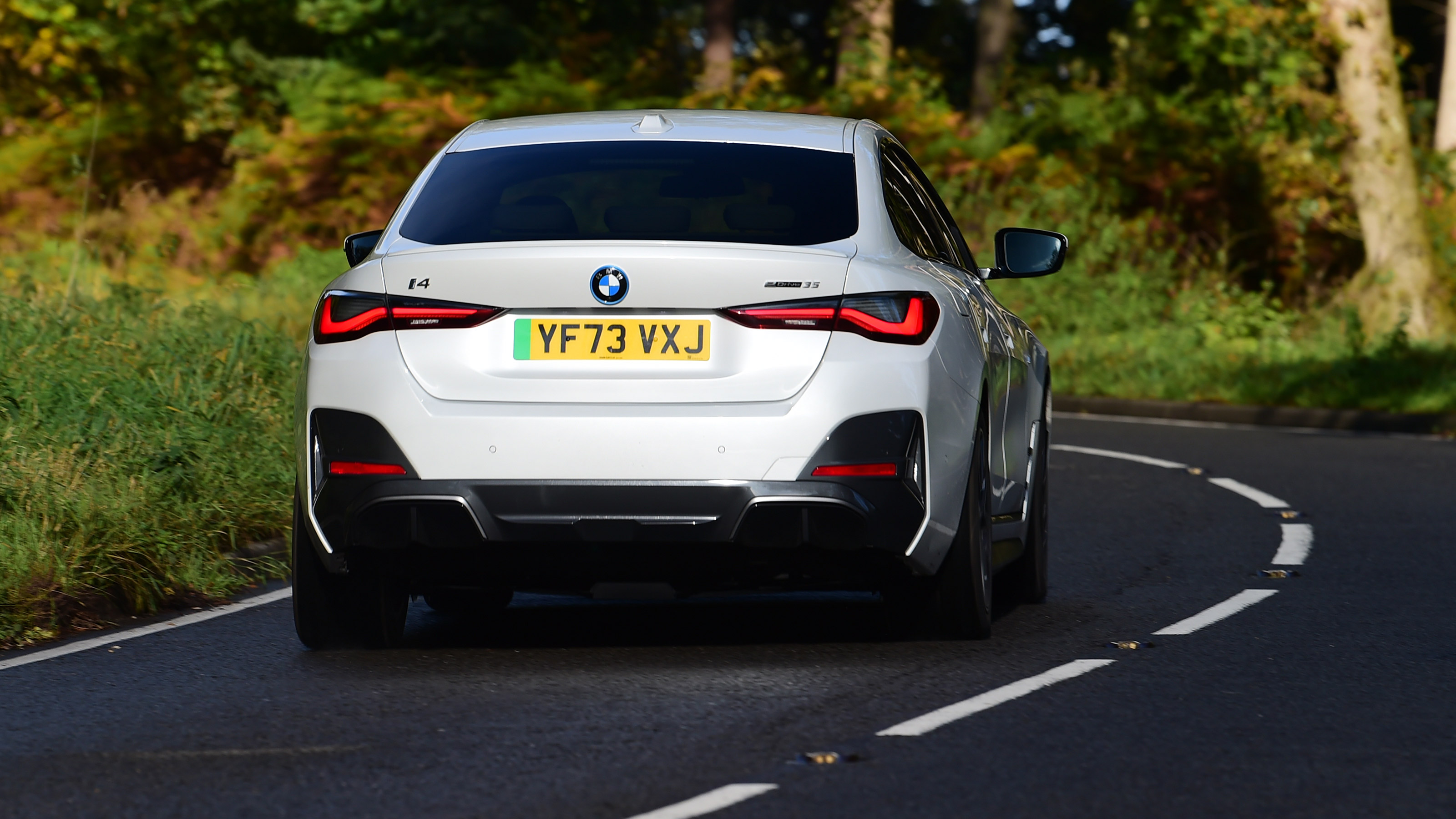 BMW i4 eDrive35 rear cornering