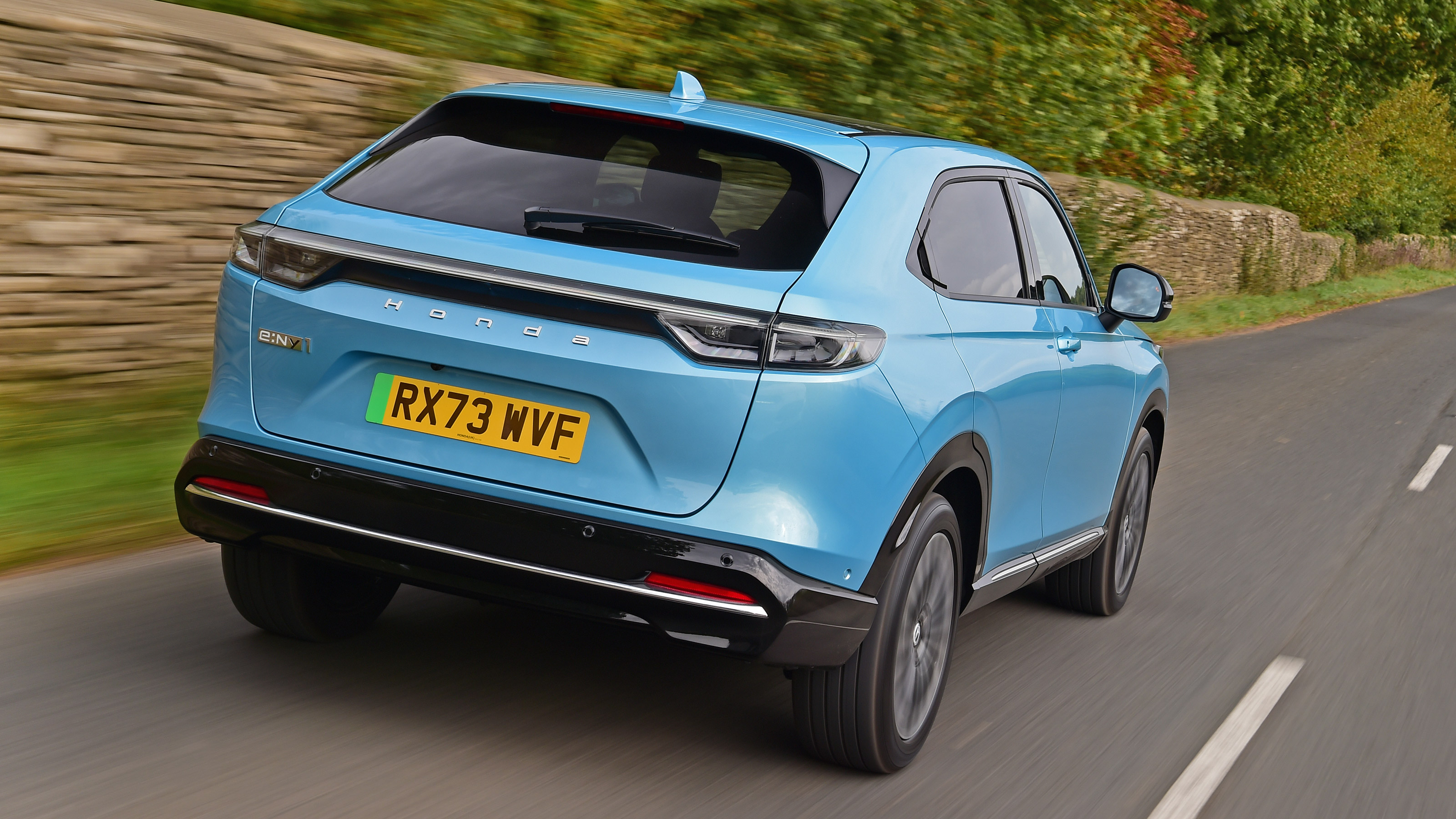 Honda e:Ny1 UK rear 3/4 tracking