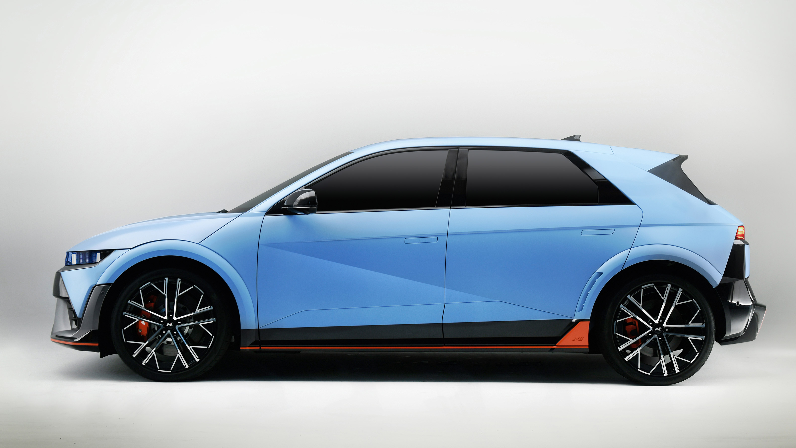Hyundai Ioniq 5 N side studio
