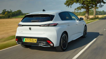 Peugeot E-308 UK rear 3/4 tracking