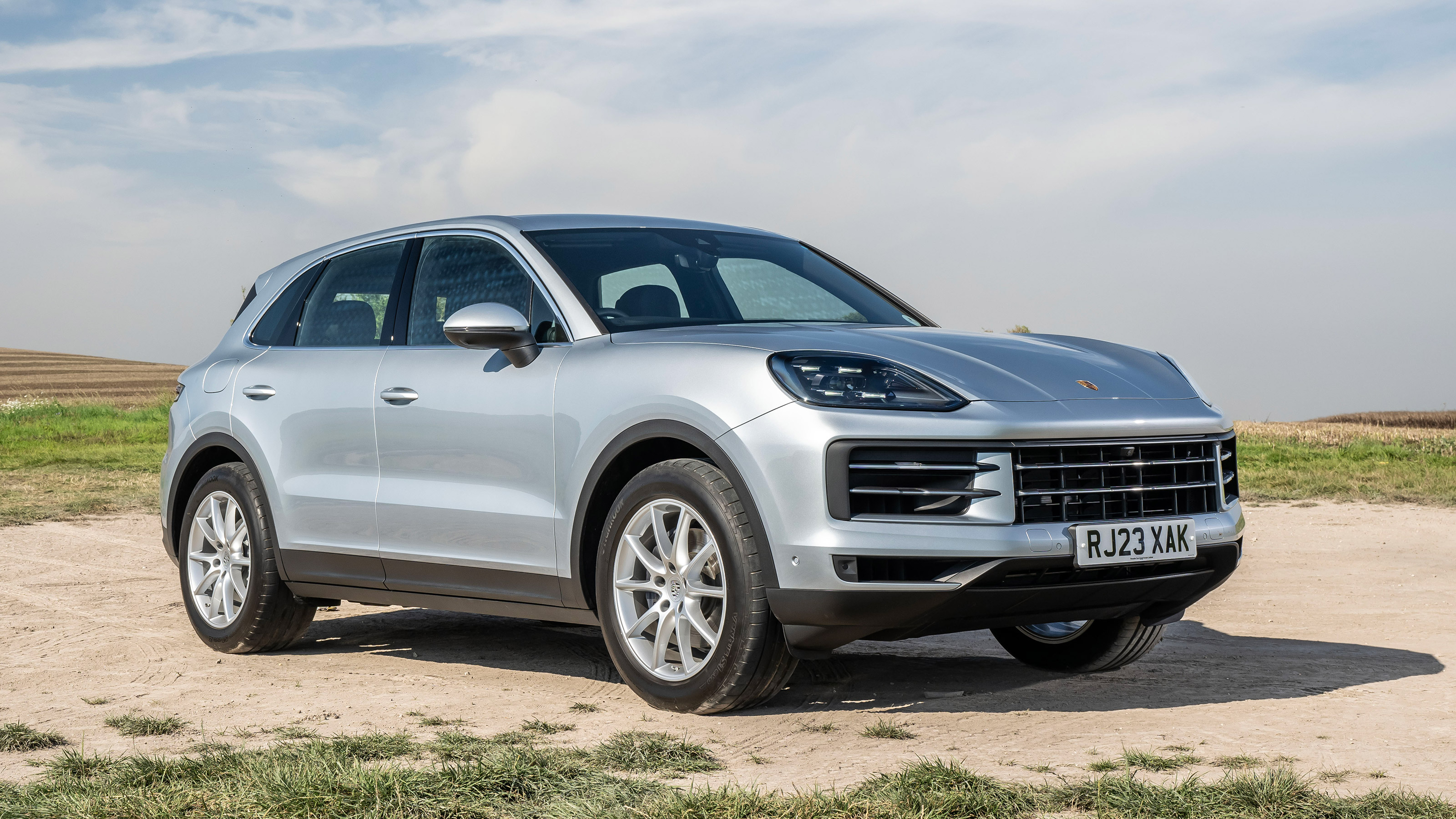 Porsche Cayenne SUV front static
