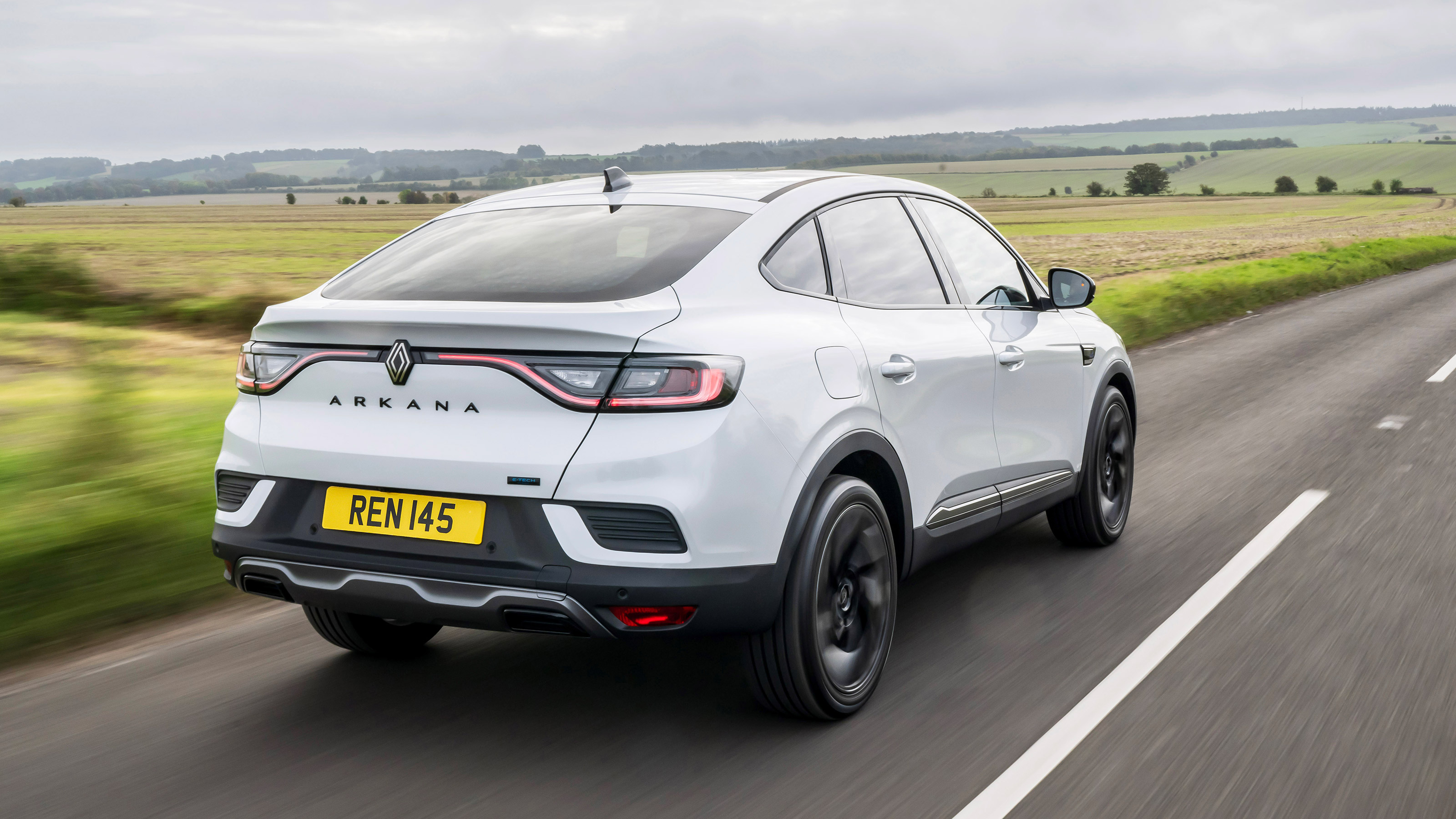 Renault Arkana facelift rear 3/4 tracking