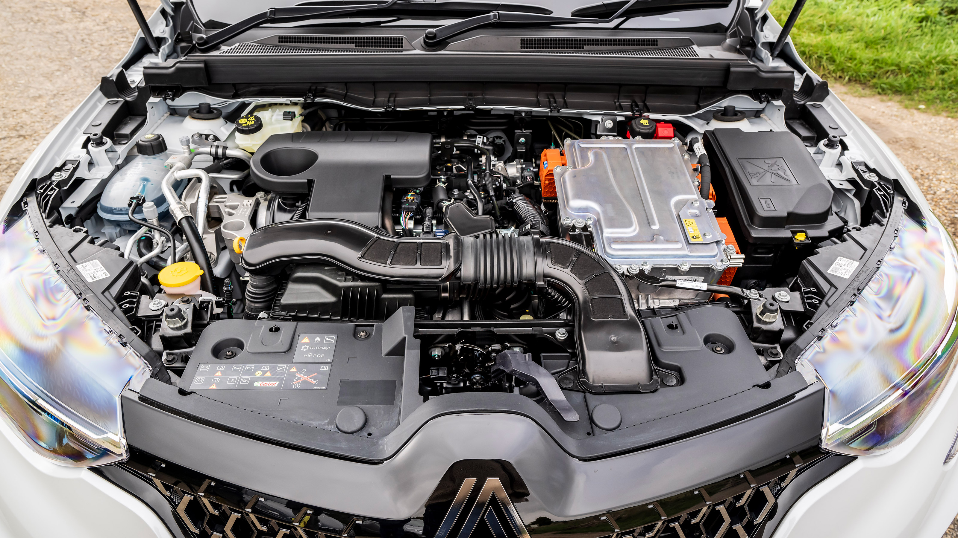 Renault Arkana facelift engine bay