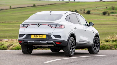 Renault Arkana facelift rear cornering