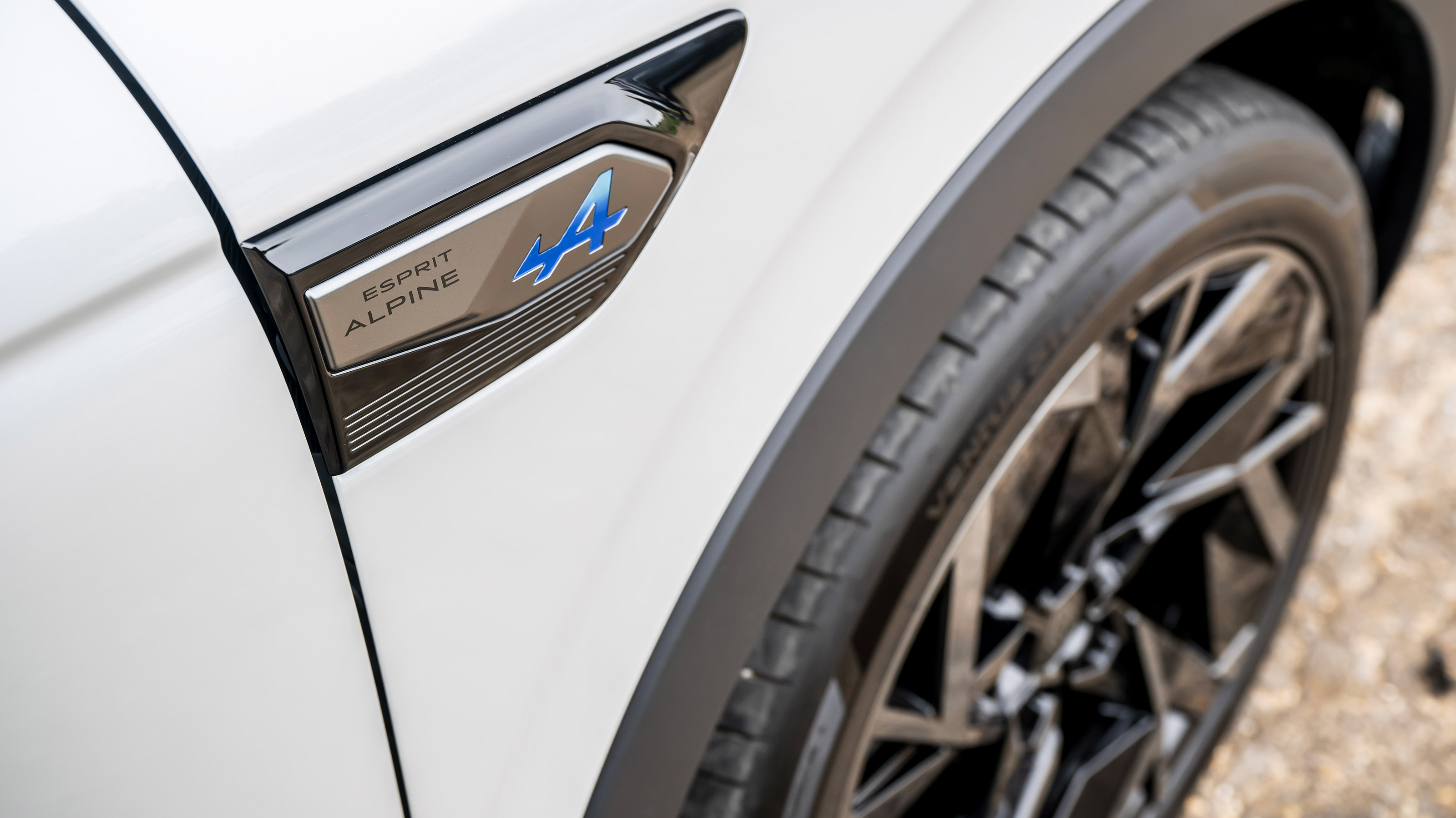 Renault Arkana facelift alloy wheels