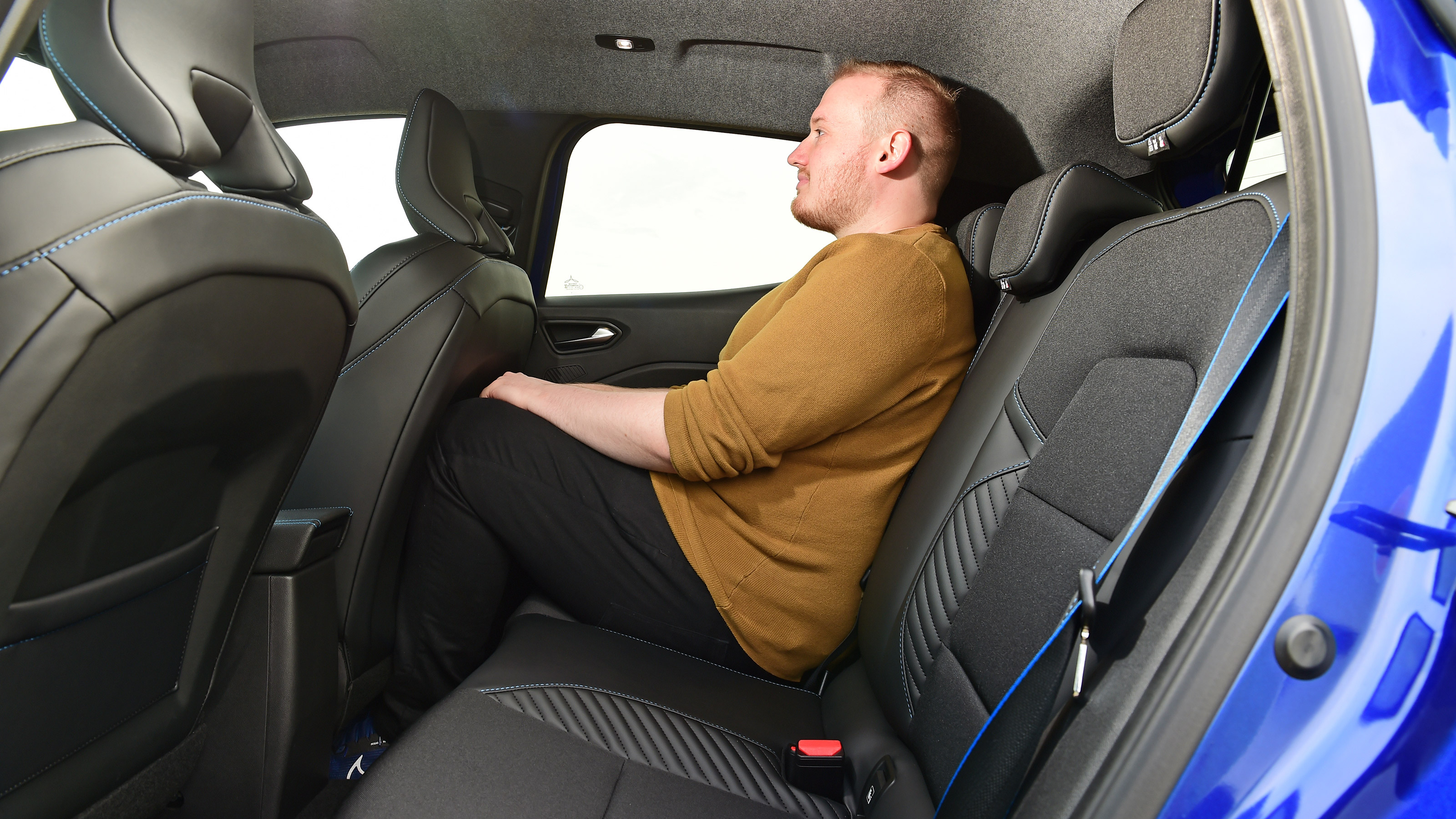 Renault Clio UK rear seats staff