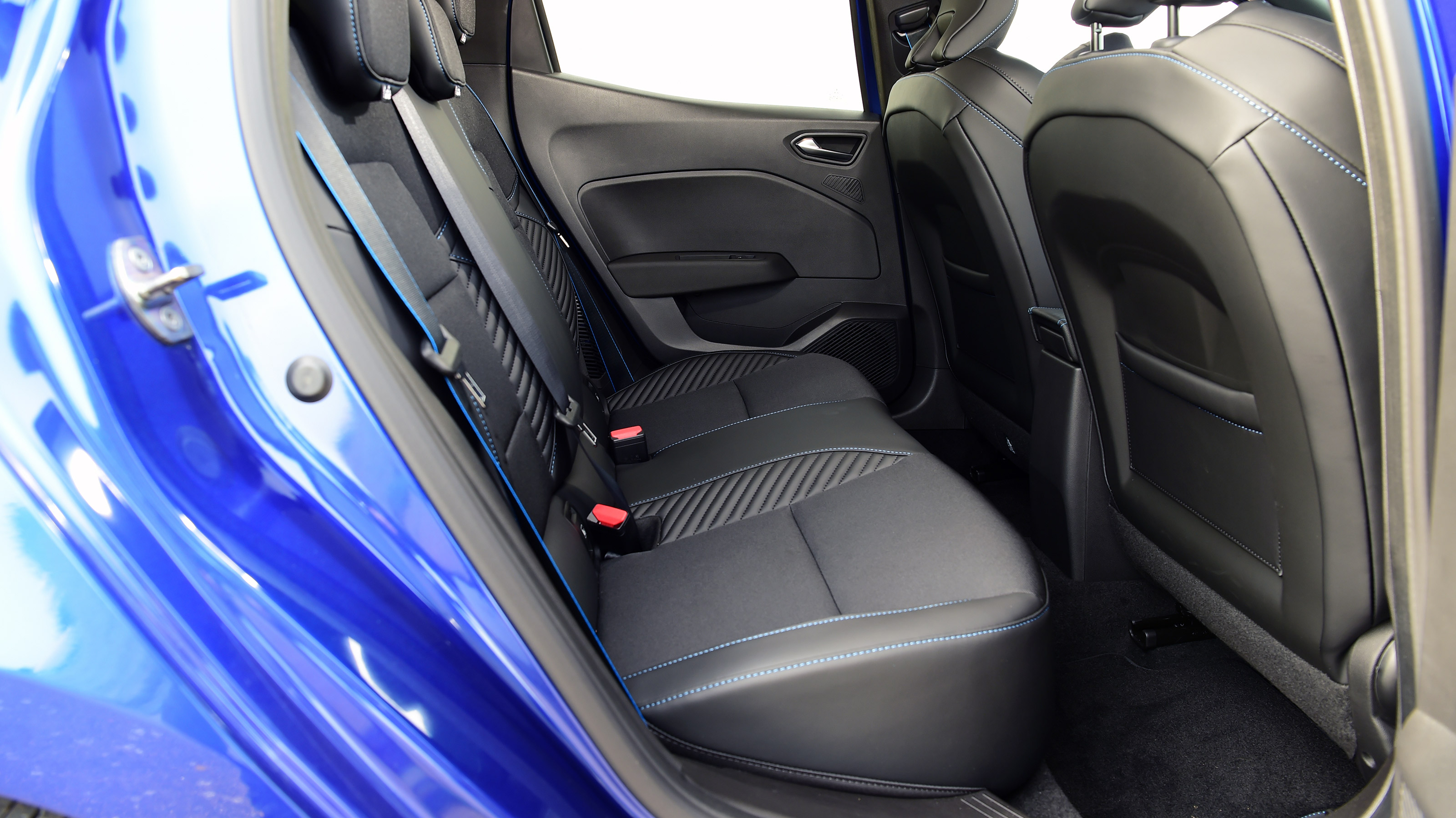 Renault Clio UK rear seats