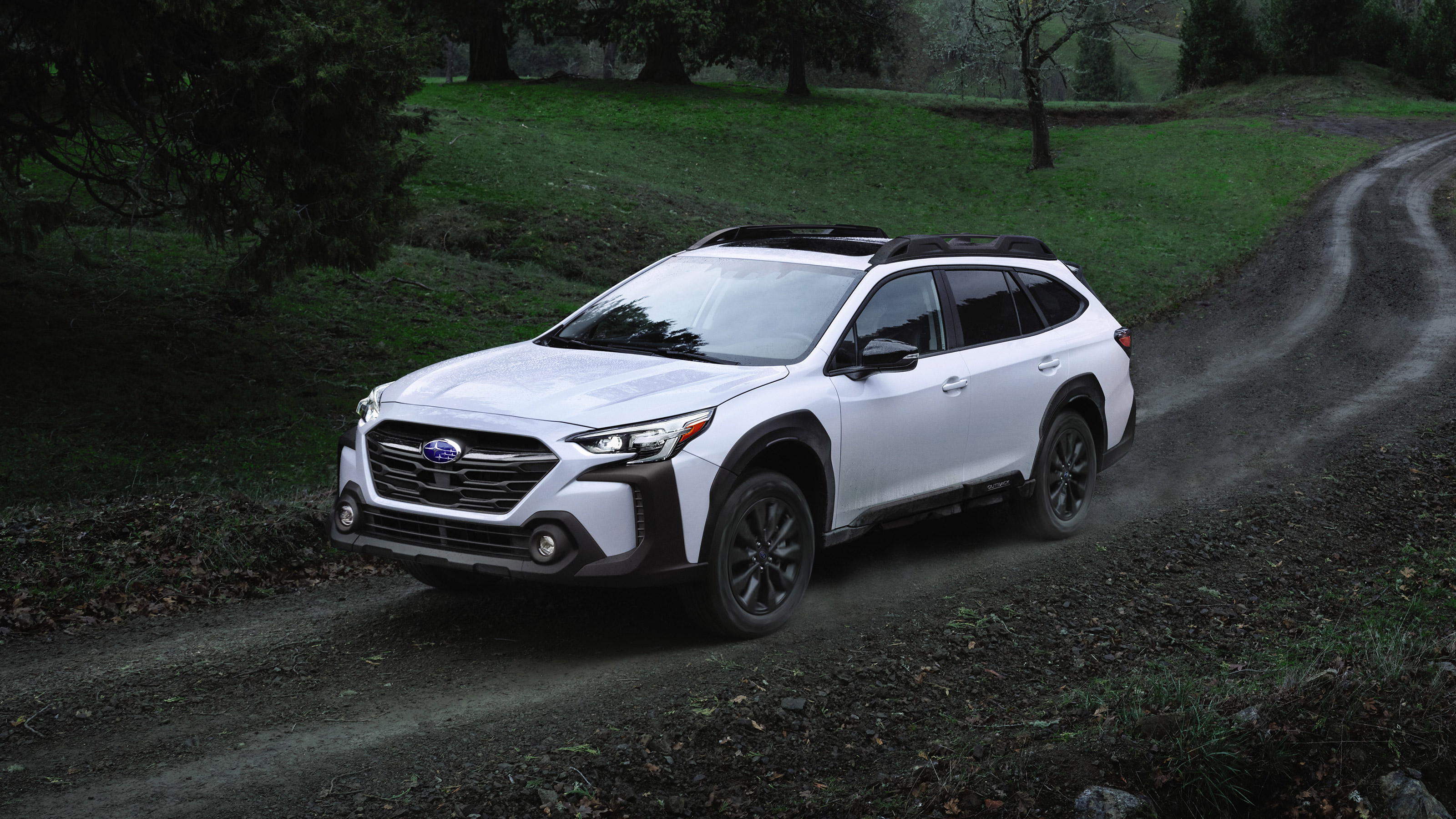 Subaru Outback estate mud track