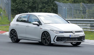Facelifted Volkswagen Golf GTI