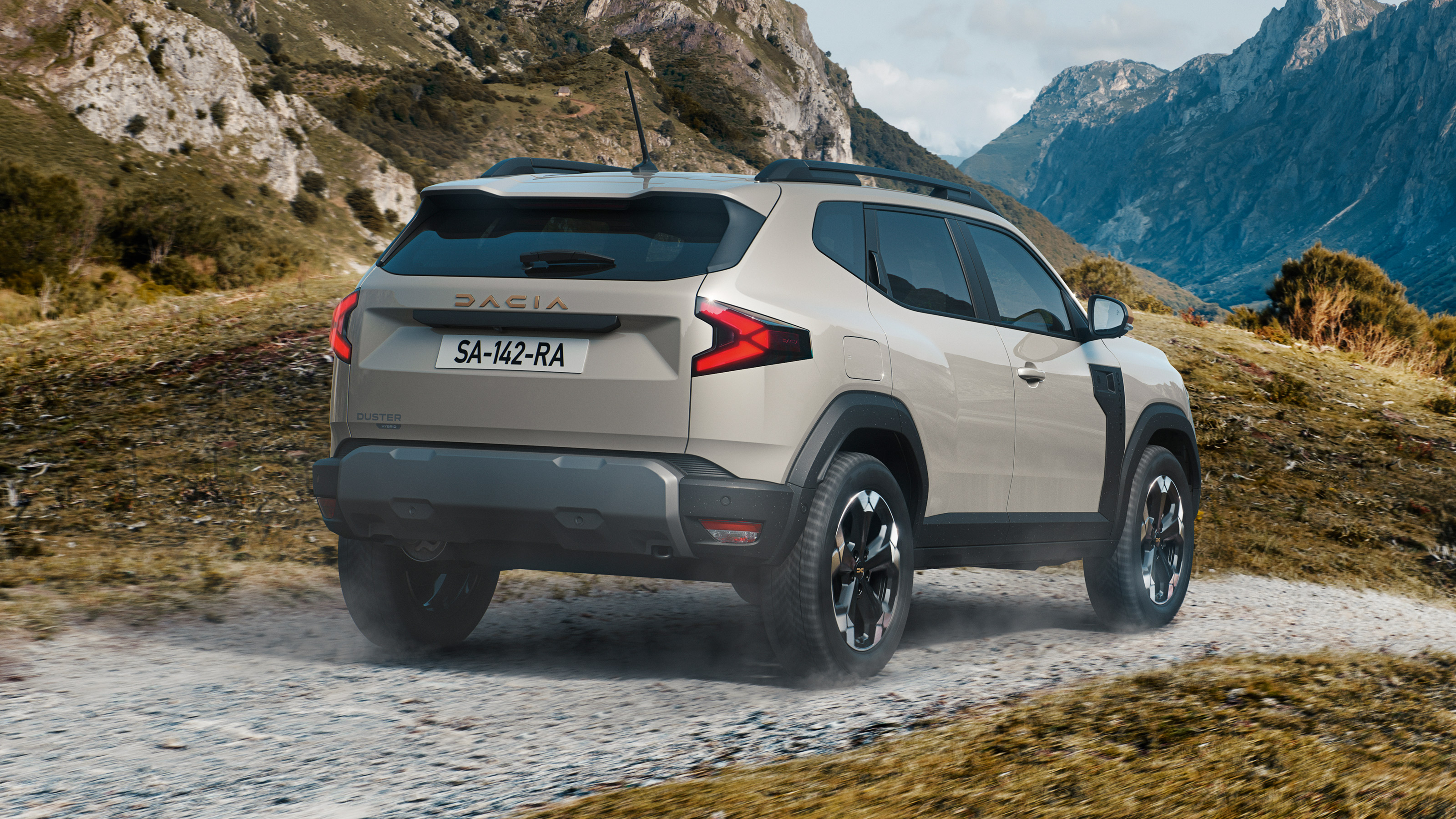 2024 Dacia Duster rear-quarter dynamic view
