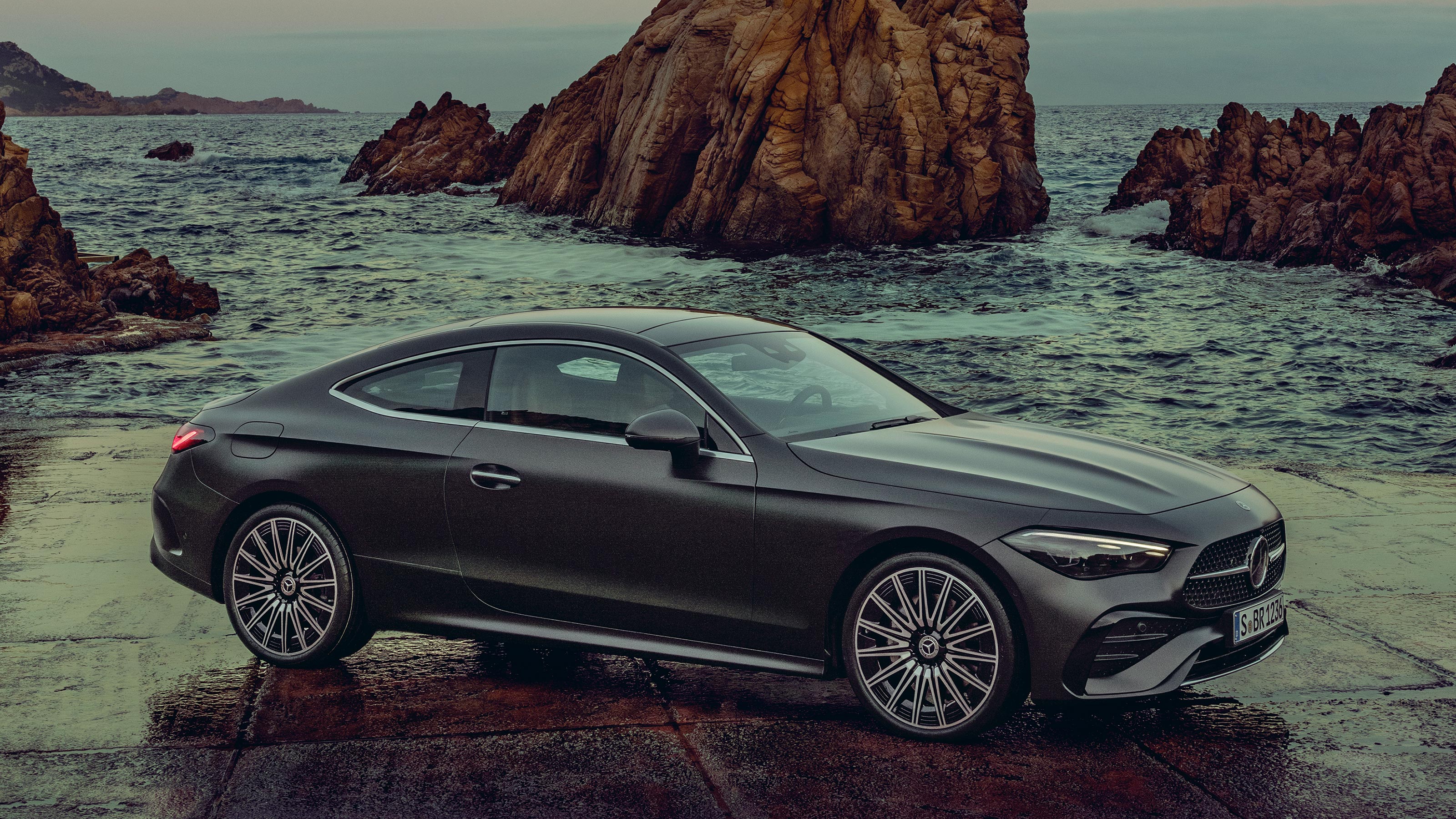Mercedes CLE Coupé front quarter still