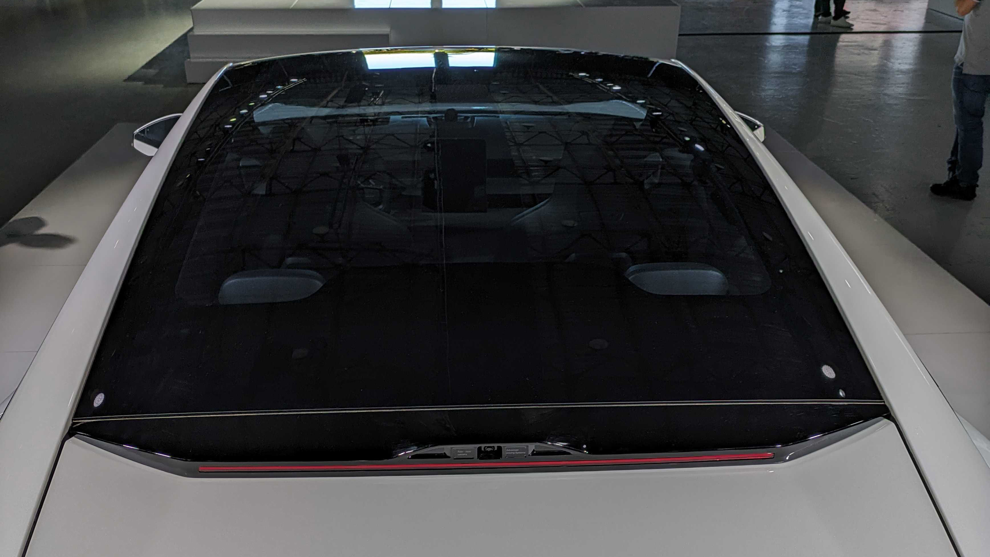 Polestar 5 glass roof close up