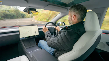 Tesla Model 3 facelift interior staff