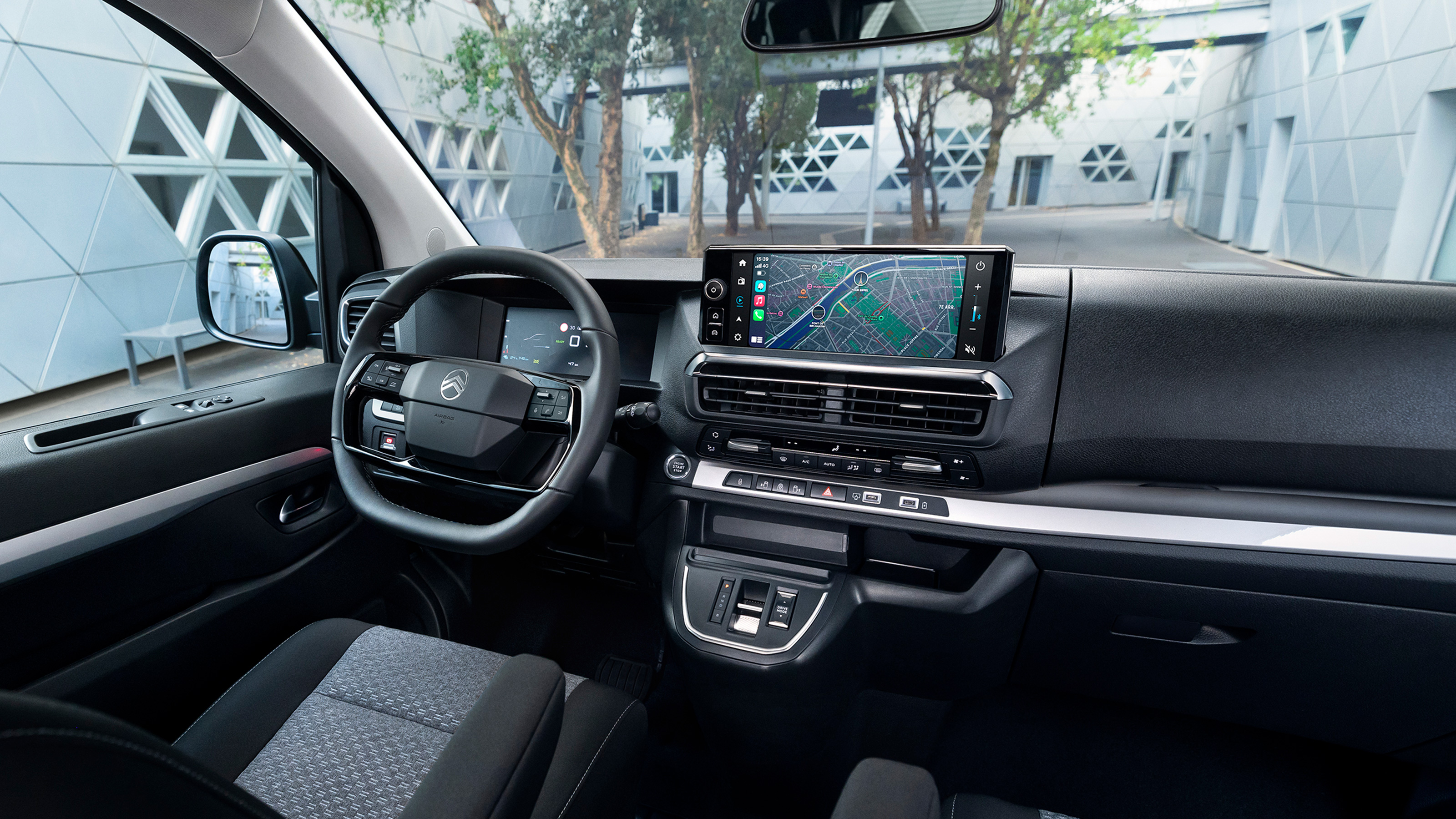 Citroen e-SpaceTourer interior