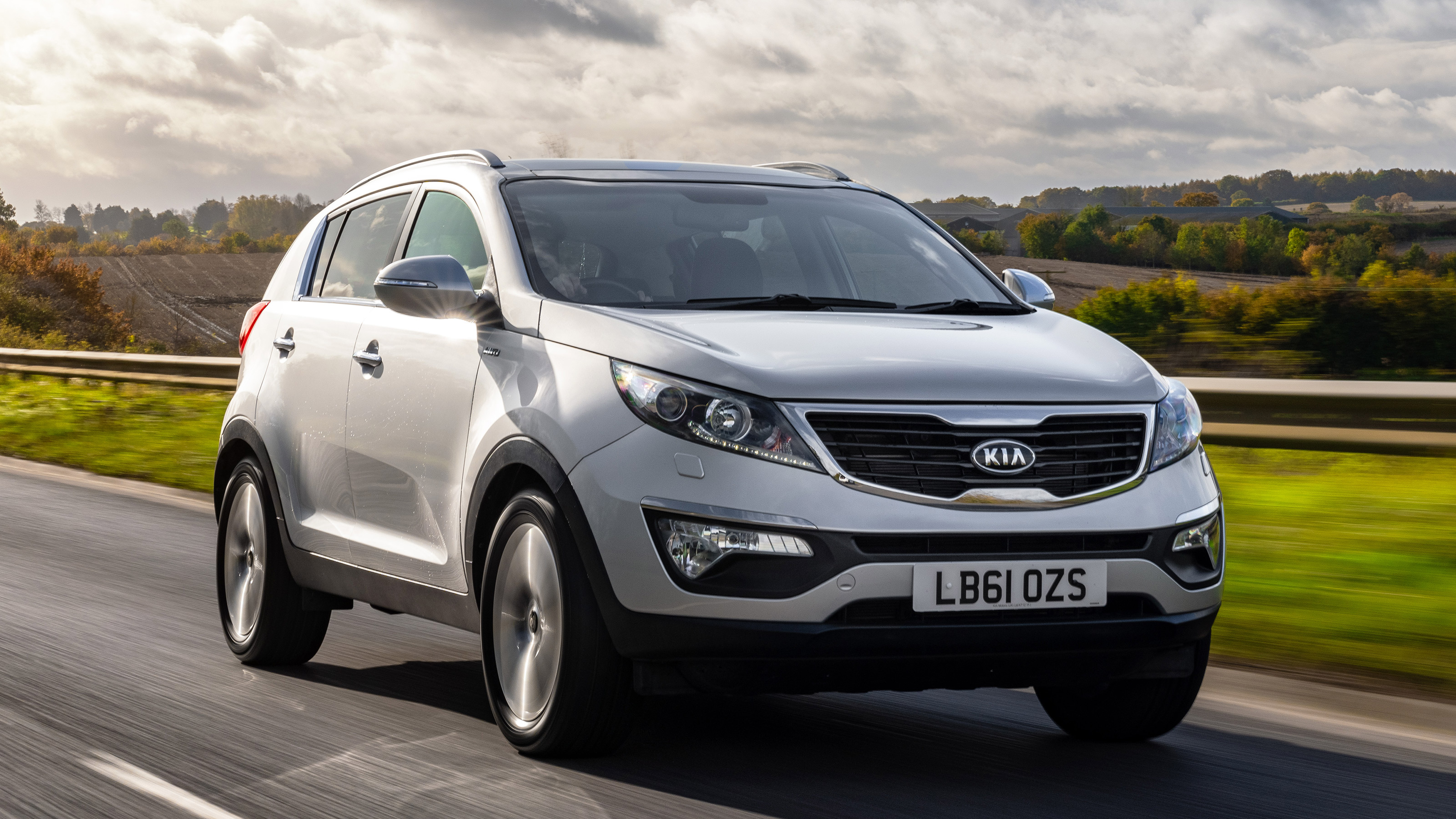 Kia Sportage Mk3 front-quarter