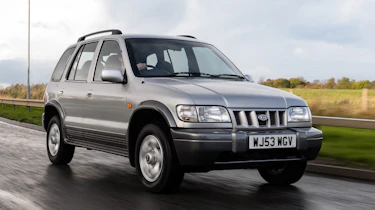 Kia Sportage Mk1 front-quarter