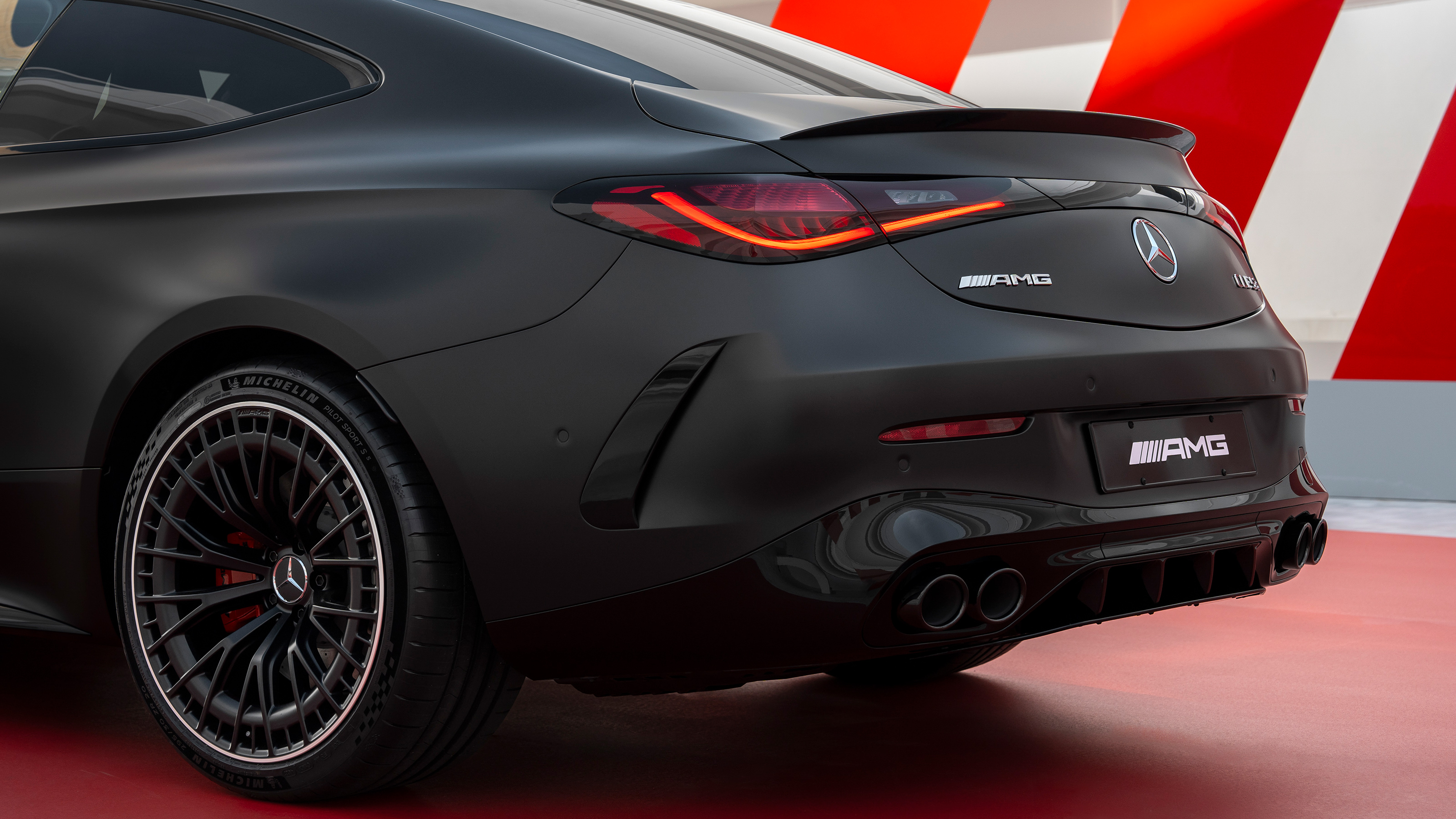 Mercedes-AMG CLE 53 rear bumper