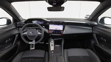 Peugeot E-308 SW dashboard