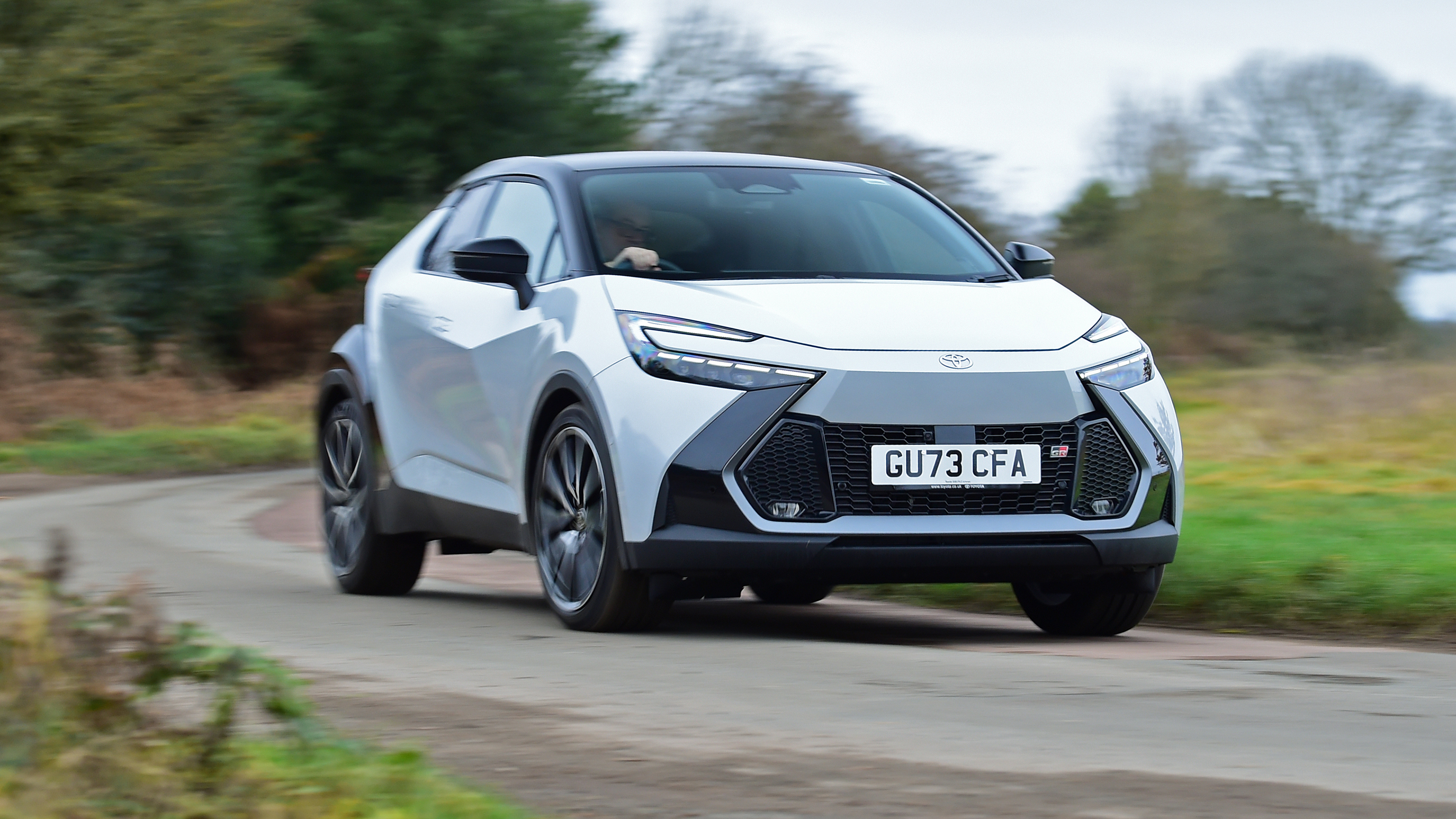 Toyota C-HR UK front quarter dynamic