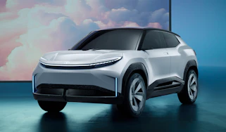 Toyota Urban SUV Concept front-quarter
