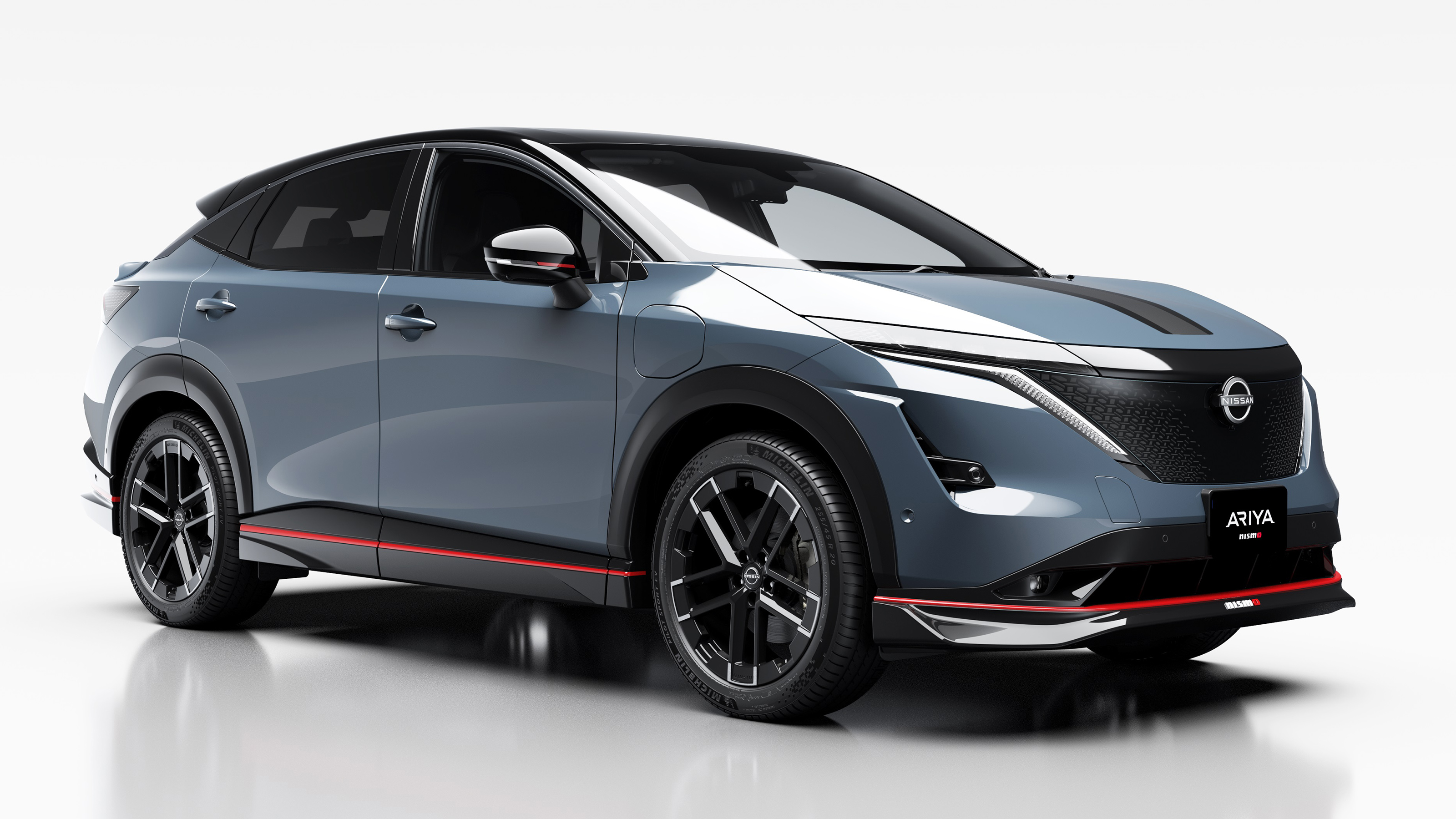Nissan Ariya Nismo front quarter