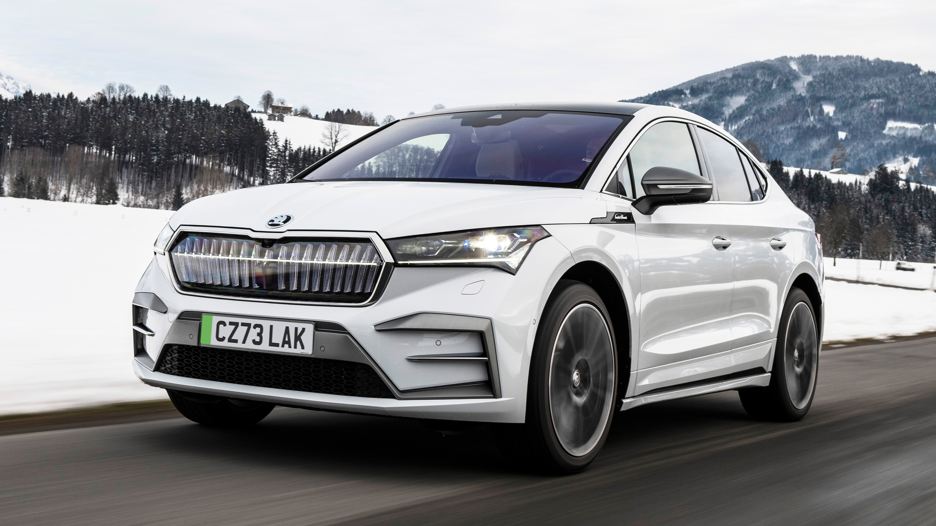 Skoda Enyaq L and K coupe dynamic