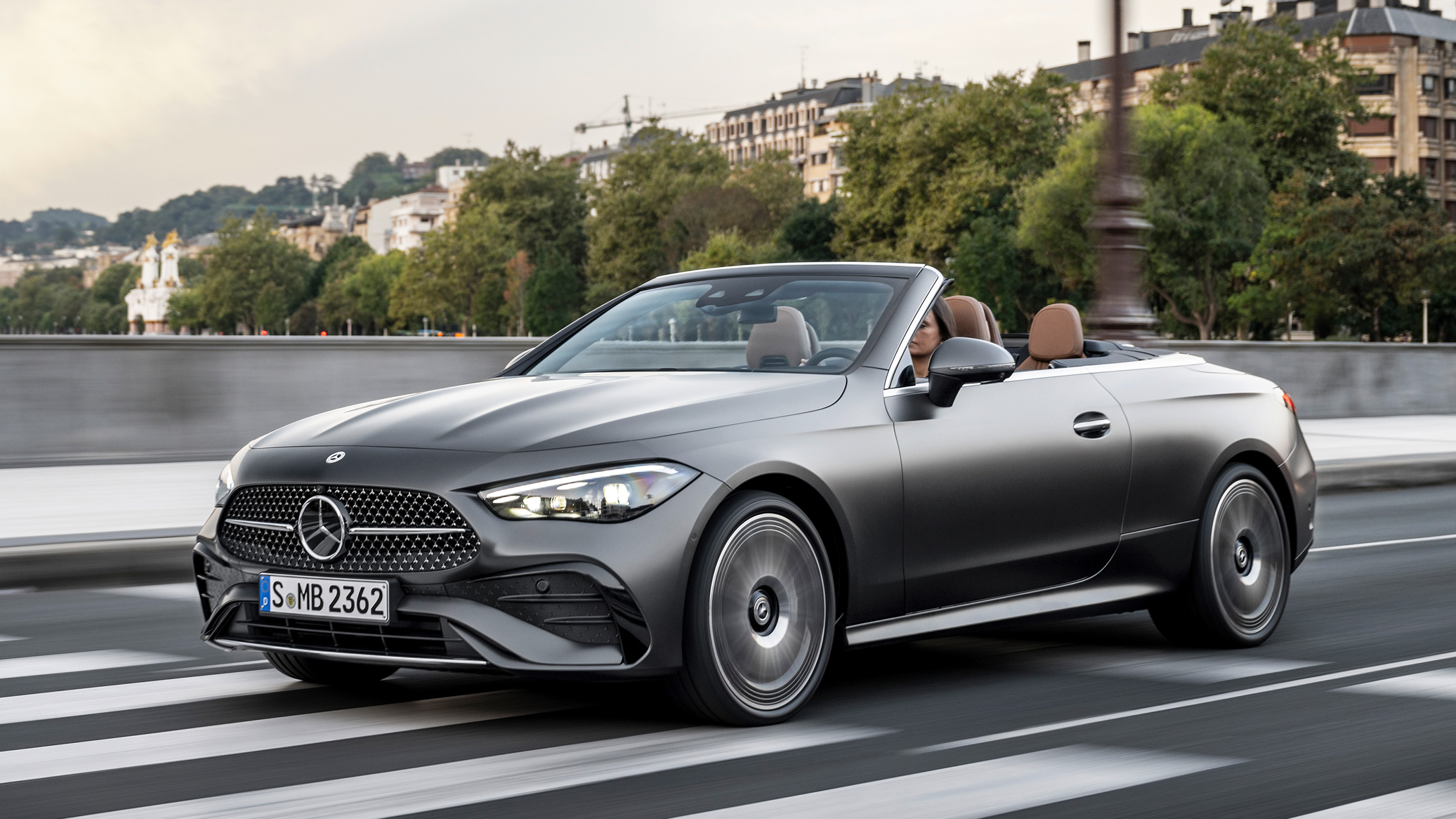 Mercedes CLE Cabriolet front quarter