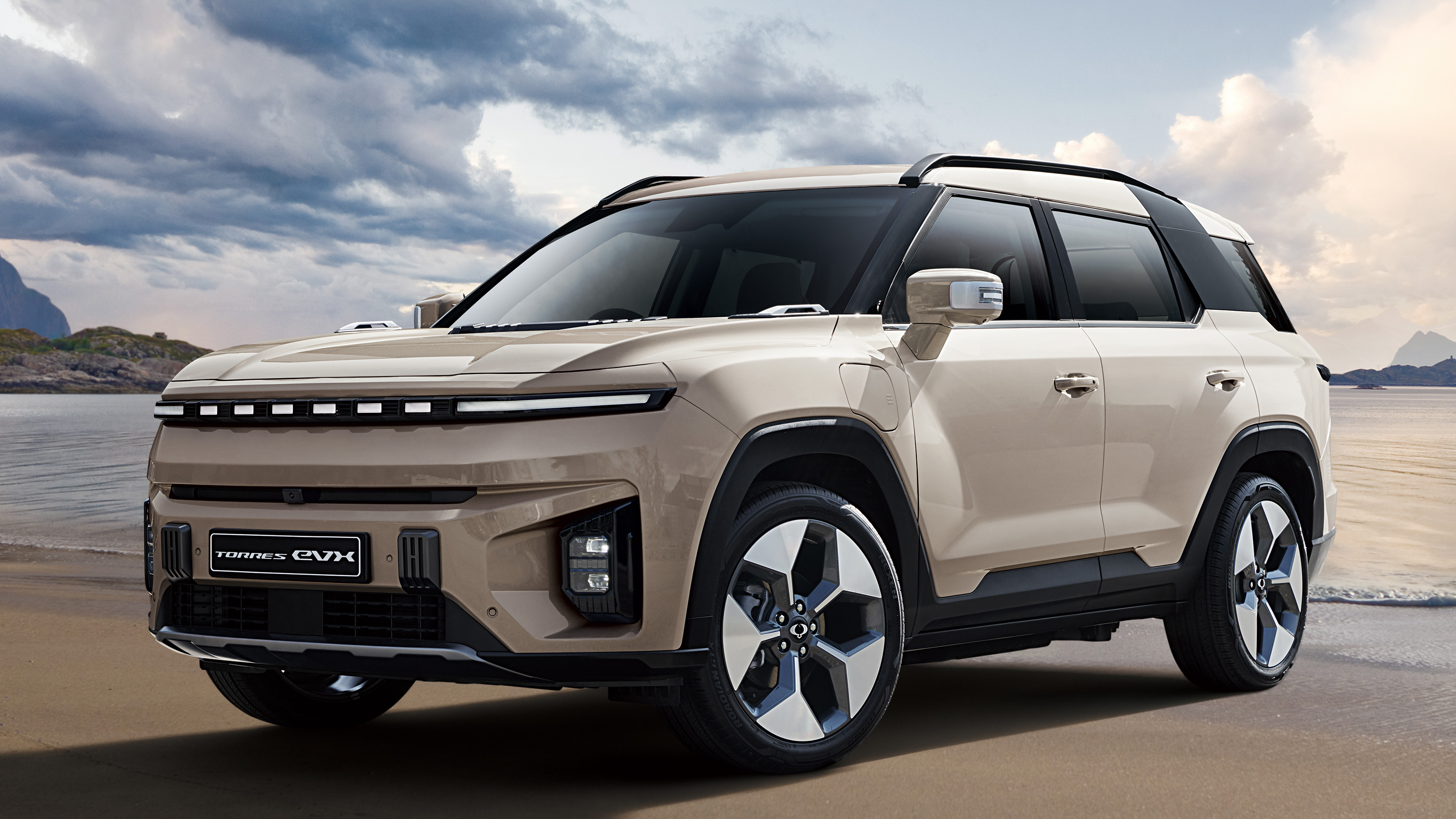 KGM Torres EVX front quarter