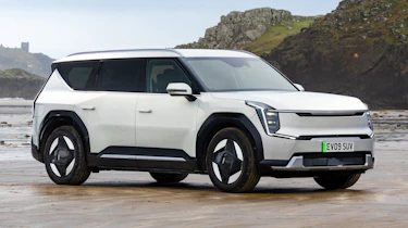 Kia EV9 Air front quarter static